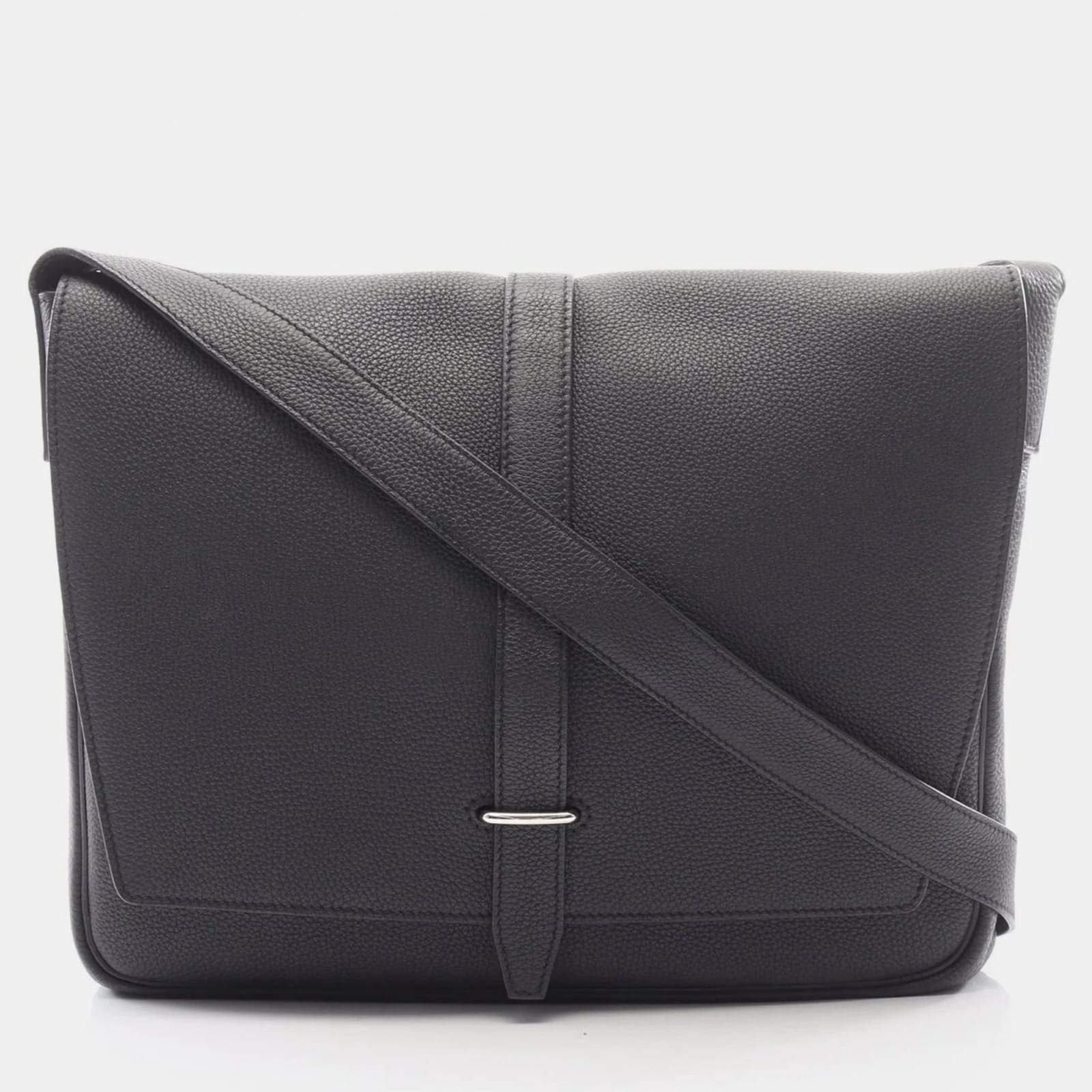 Pre Owned Hermes Steve Light Junior Black Togo Calfskin Leather Messenger Bag