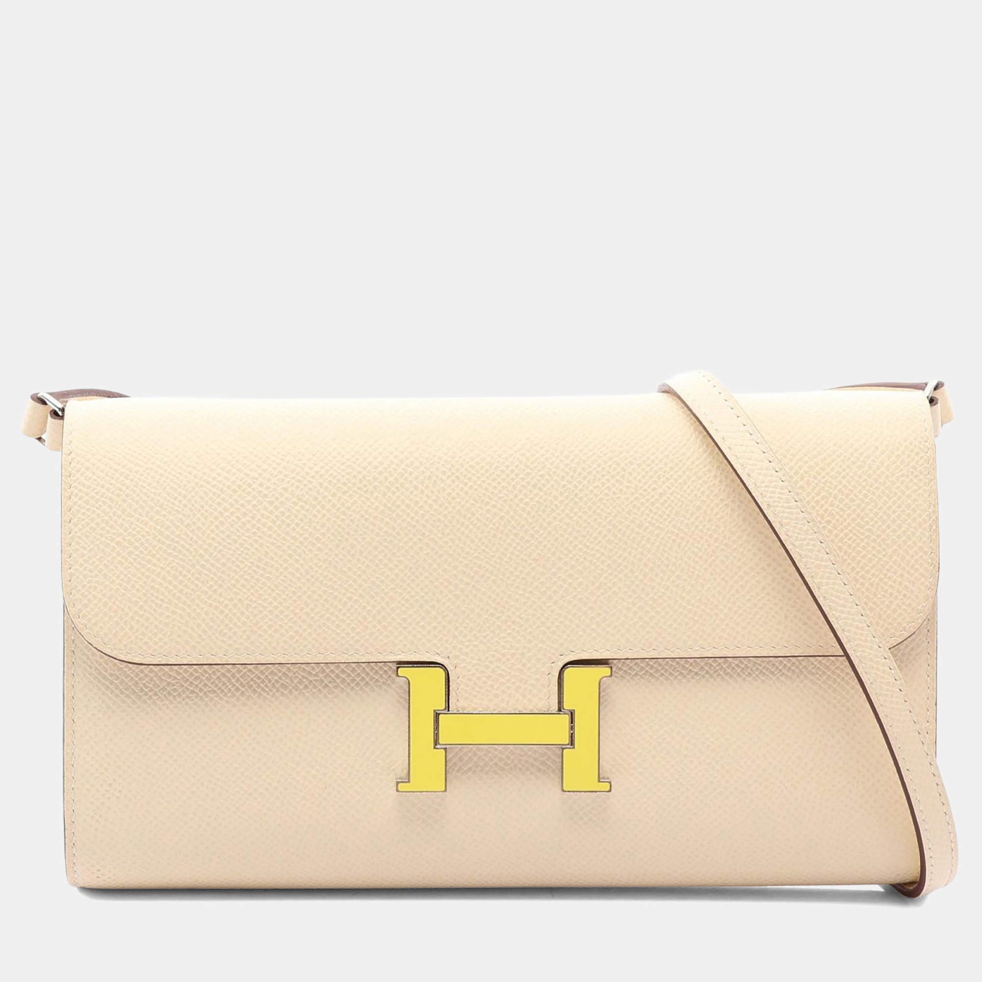 Pre Owned Hermes Constance Long To Go Nata Epsom Calfskin Leather Lime Enamel Clasp Wallet On Strap Bag