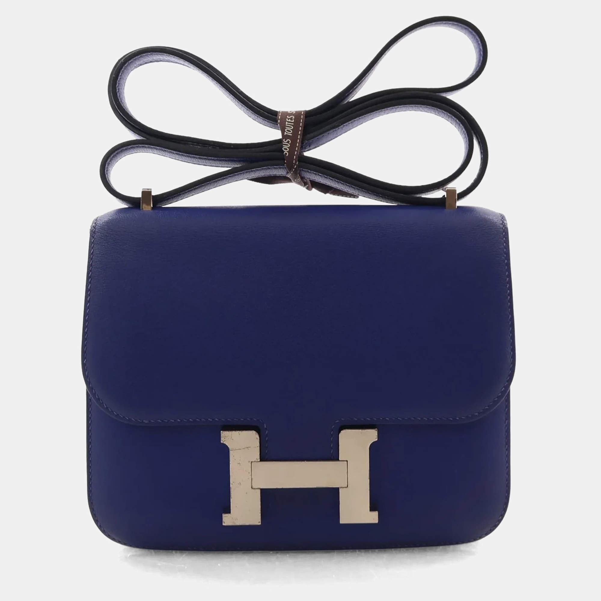 مملوكة مسبقًا Hermes Constance 18 Bleu Saphir Swift Leather Crossbody Bag