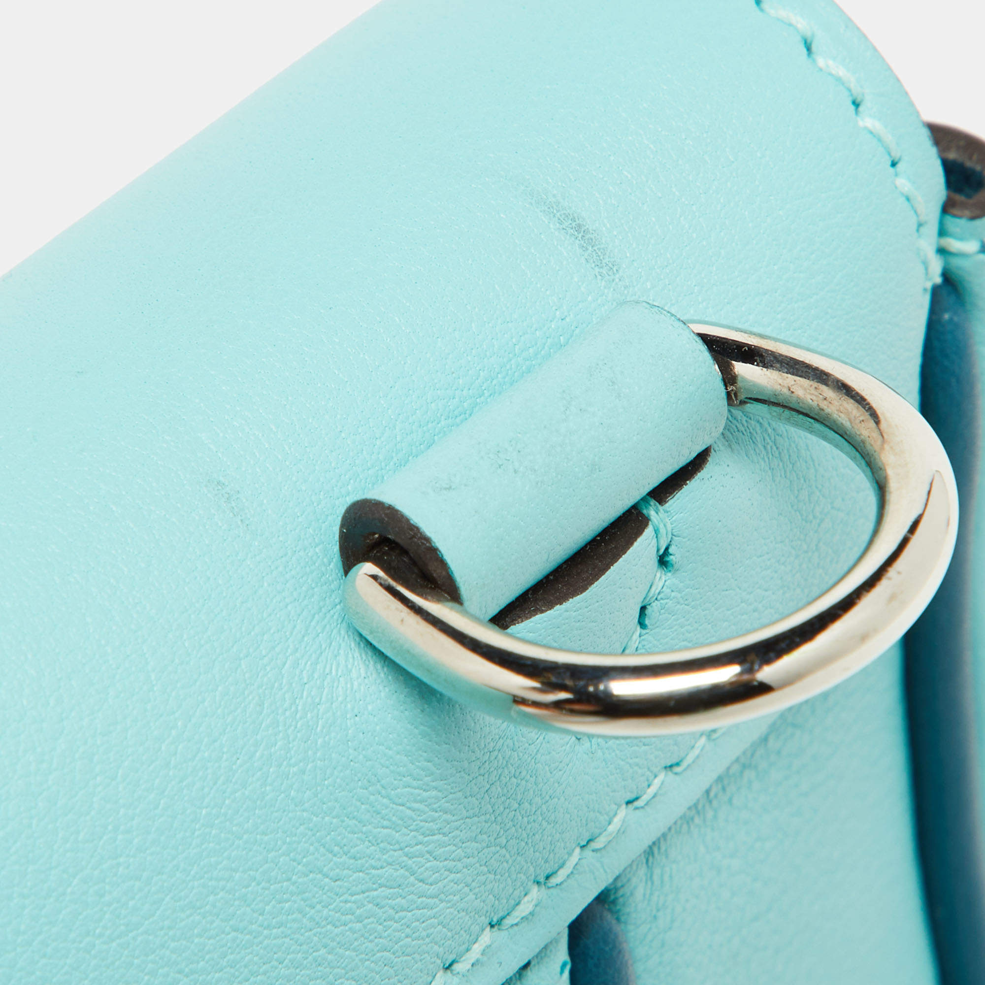 Berline leather crossbody bag Hermès Blue in Leather - 33867234