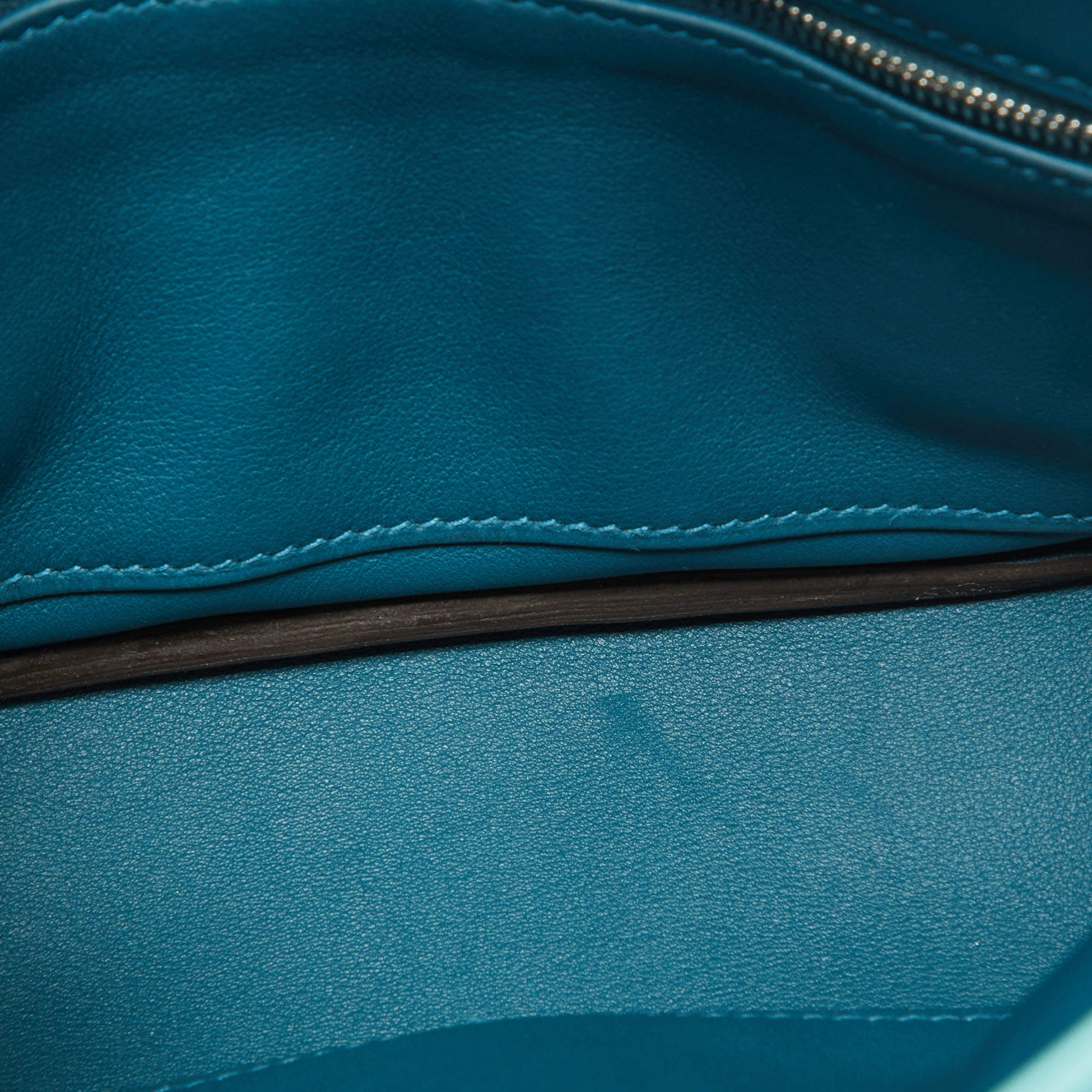 Berline leather crossbody bag Hermès Blue in Leather - 21915628