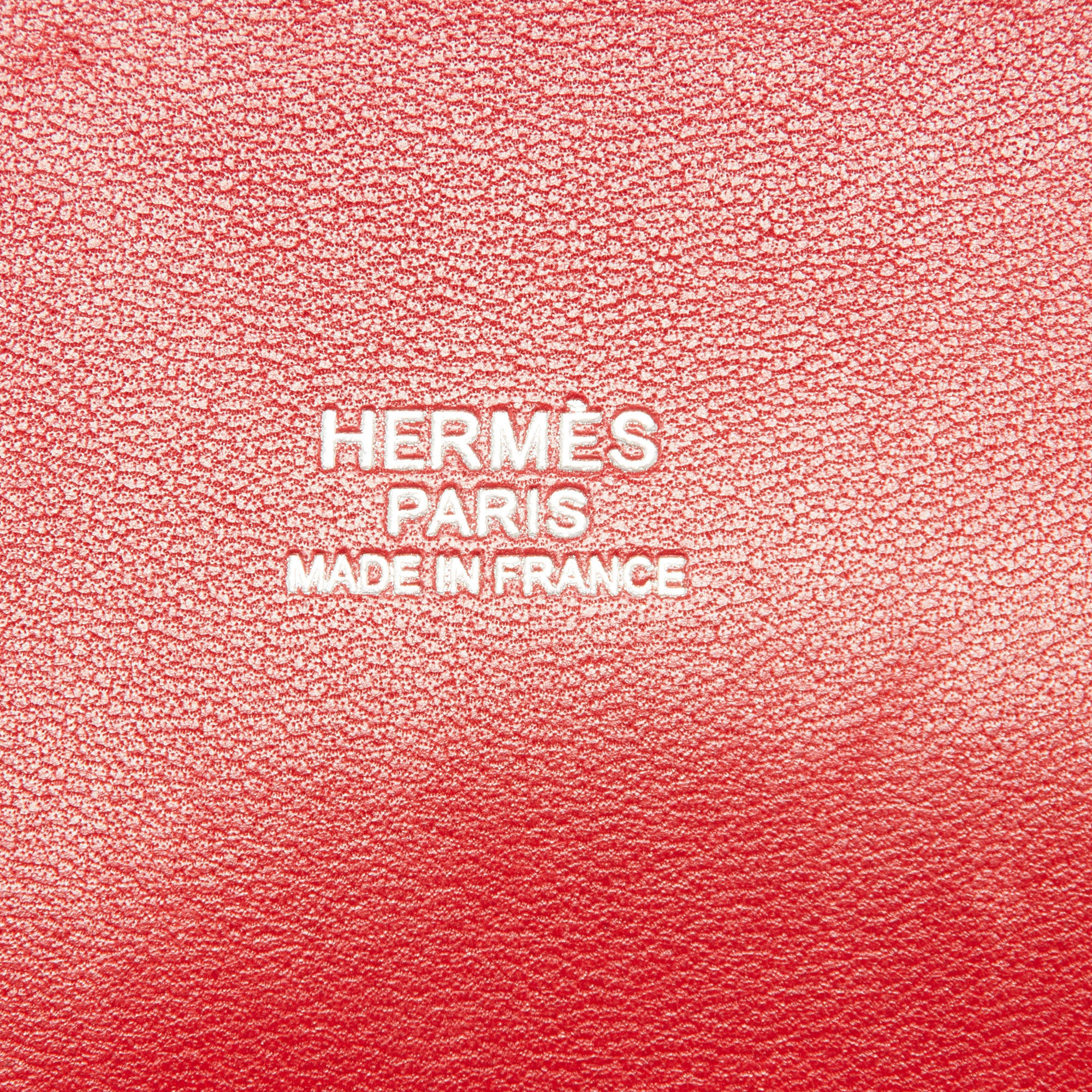 Rouge Casaque Bolide 35 - Hermès Street Style