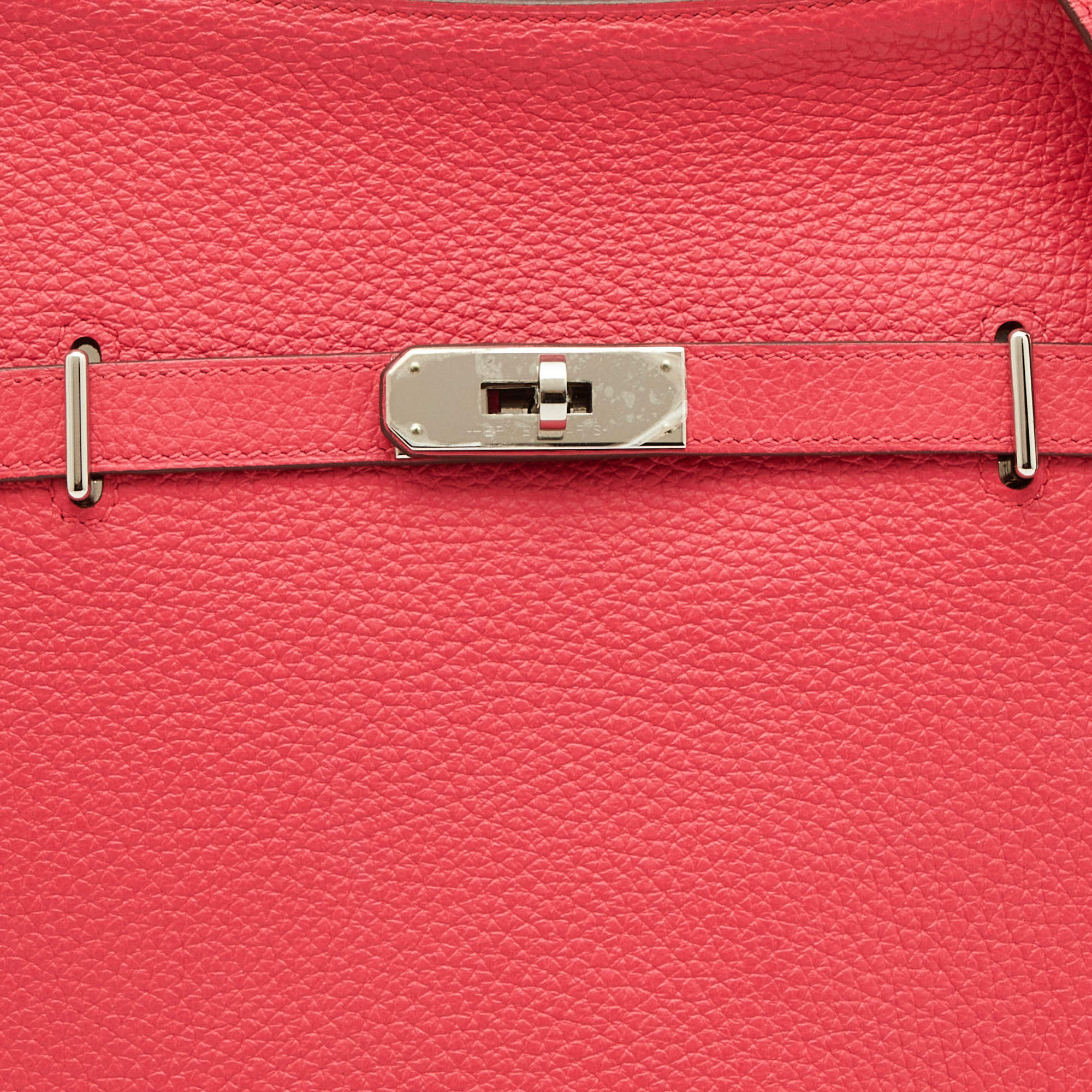 Hermès Halzan 25 In Rouge De Coeur And Rose Extreme Taurillon Clemence  Leather With Palladium Hardware in Pink