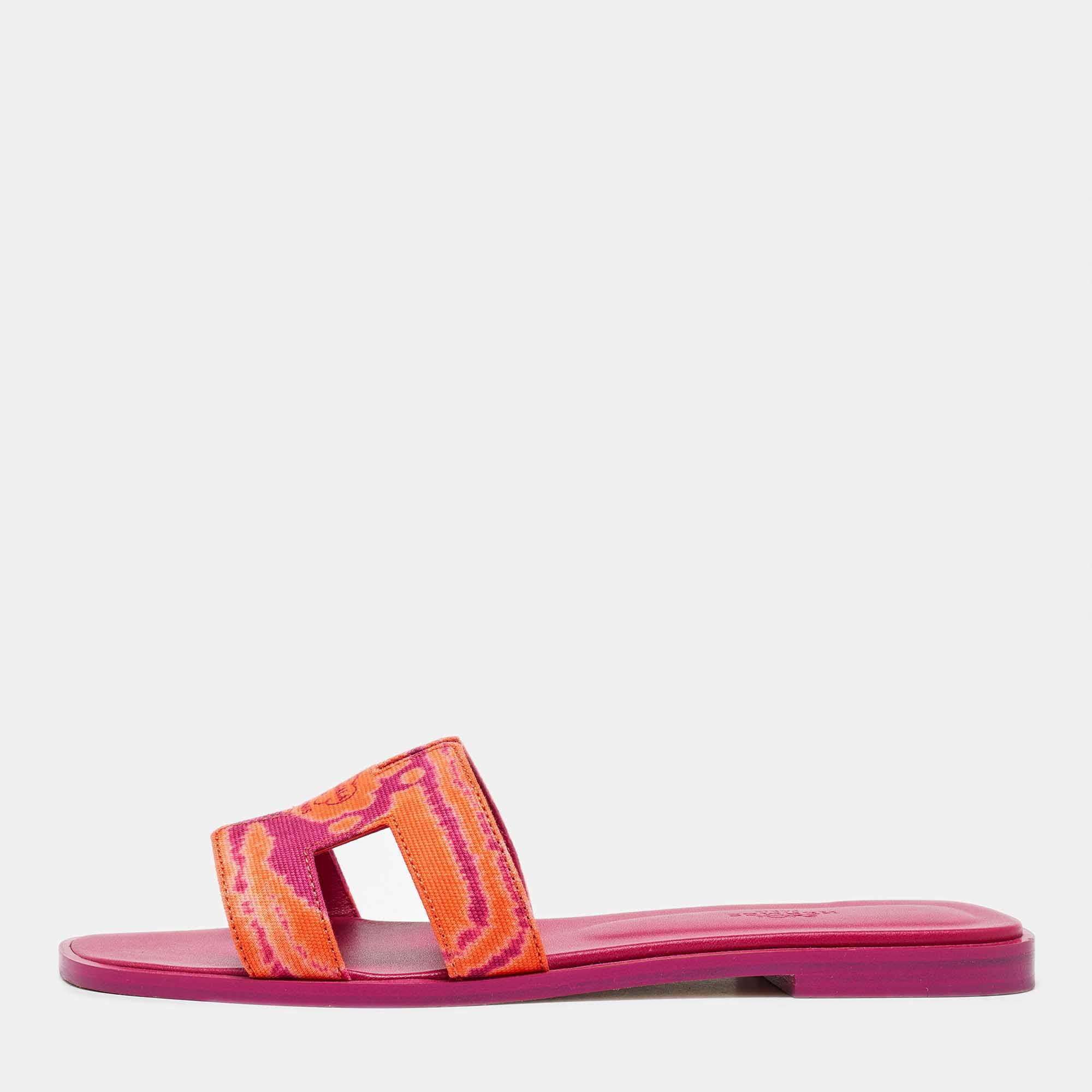 Pre Owned Hermes Orange/Rose Pink Canvas Oran Flat Sandals Size 38