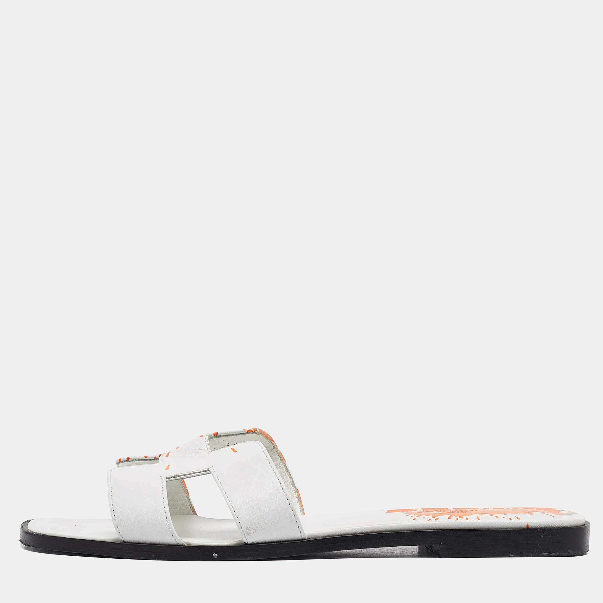 Pre Owned Hermes Orange/White Leather Peinture Fraîche Oran Flat Sandals Size 40