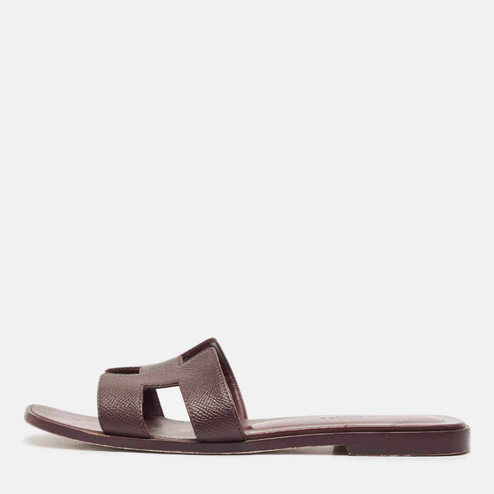 Pre Owned Hermes Burgundy Leather Oran Flat Slides Size 37