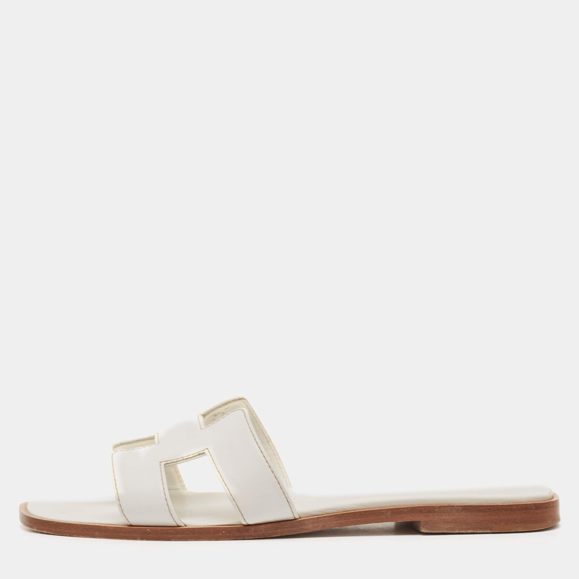 Pre Owned Hermes White Leather Oran Flat Slide Sandals Size 37