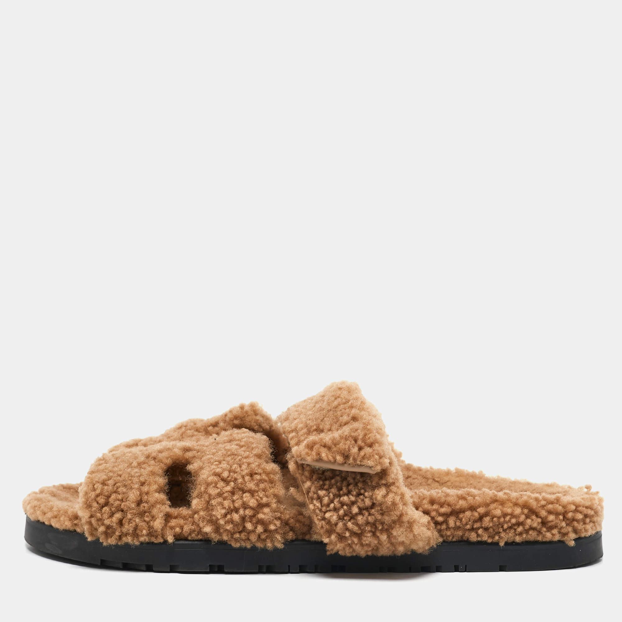 Hermes Beige Shearling Fur Chypre Slide Flats Size 39.5