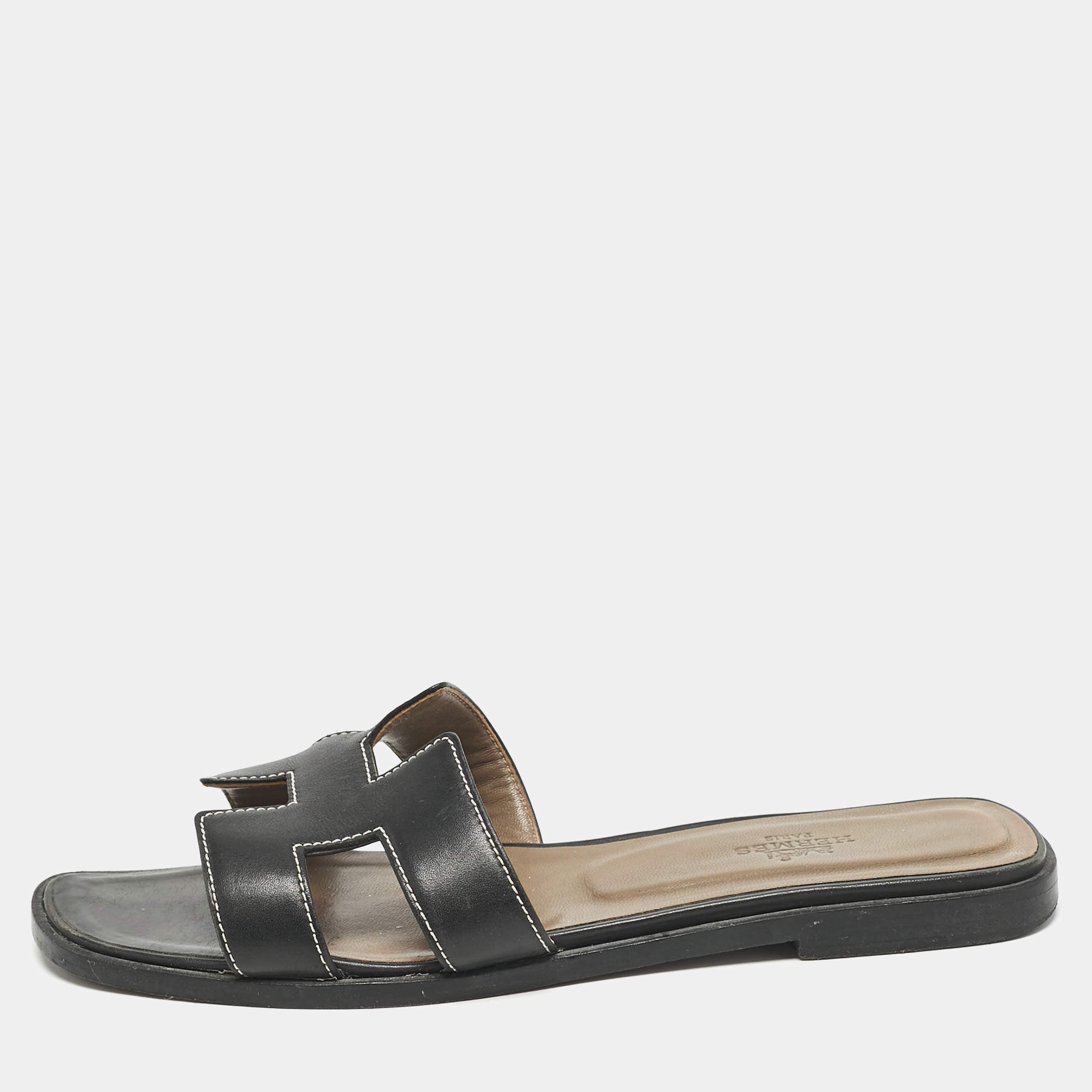 Hermes Black Leather Oran Flat Sandals Size 37.5