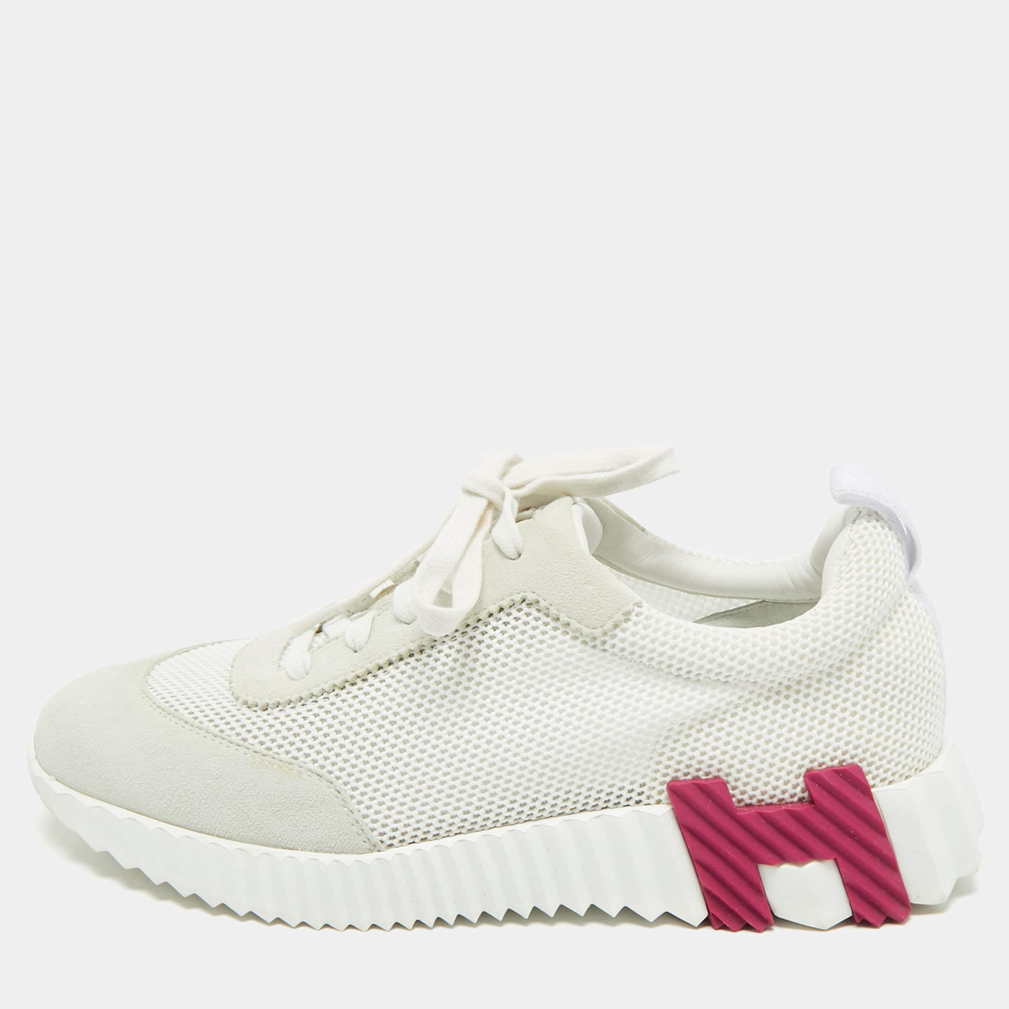 مملوكة مسبقًا Hermes White Mesh and Suede Bouncing Sneakers Size 39.5