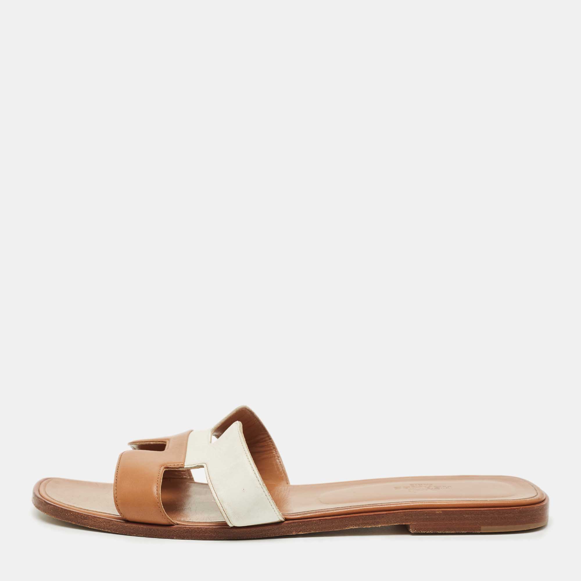 Pre Owned Hermes Brown/White Leather Oran Flat Slide Sandals Size 41