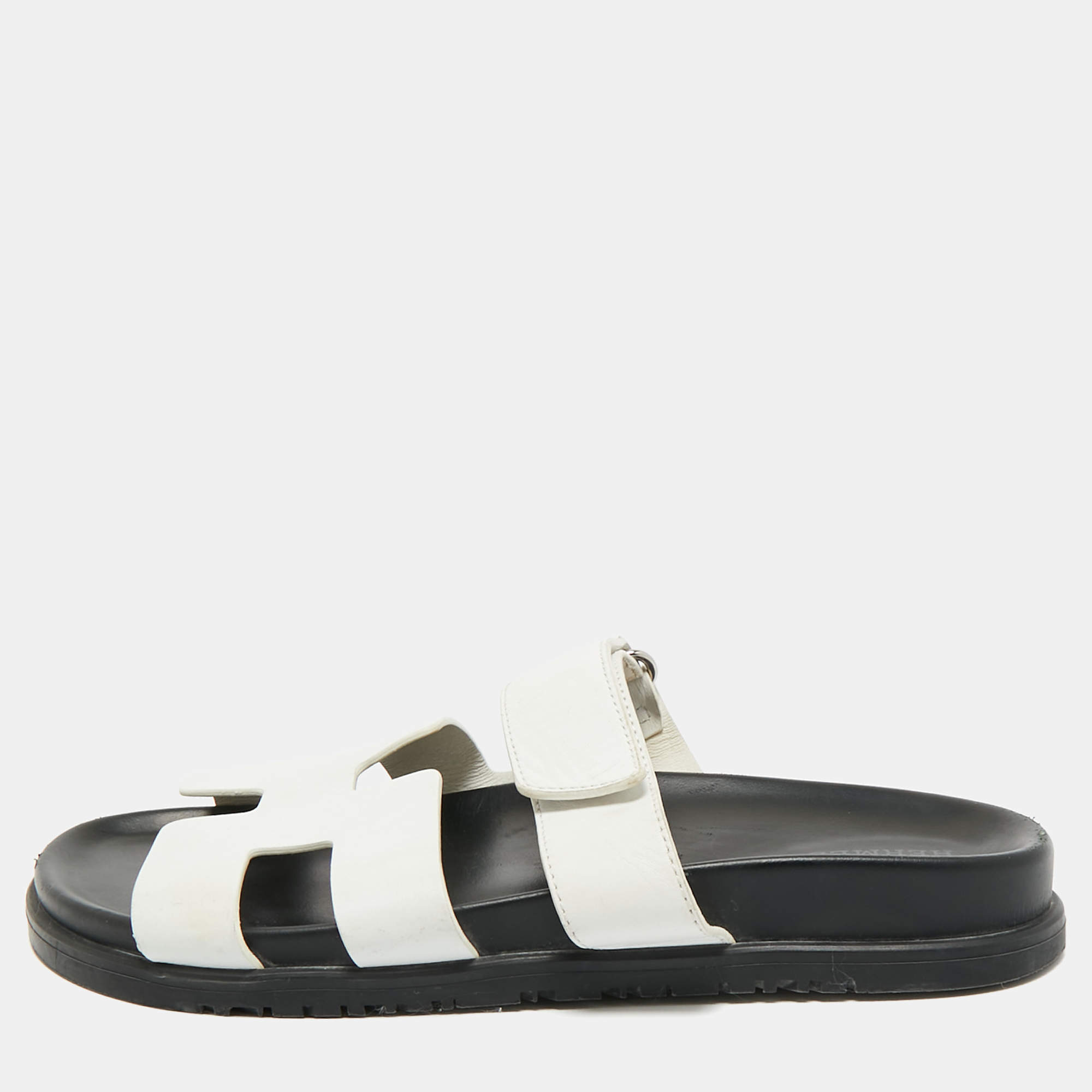 Pre Owned Hermes White Leather Chypre Sandals Size 39