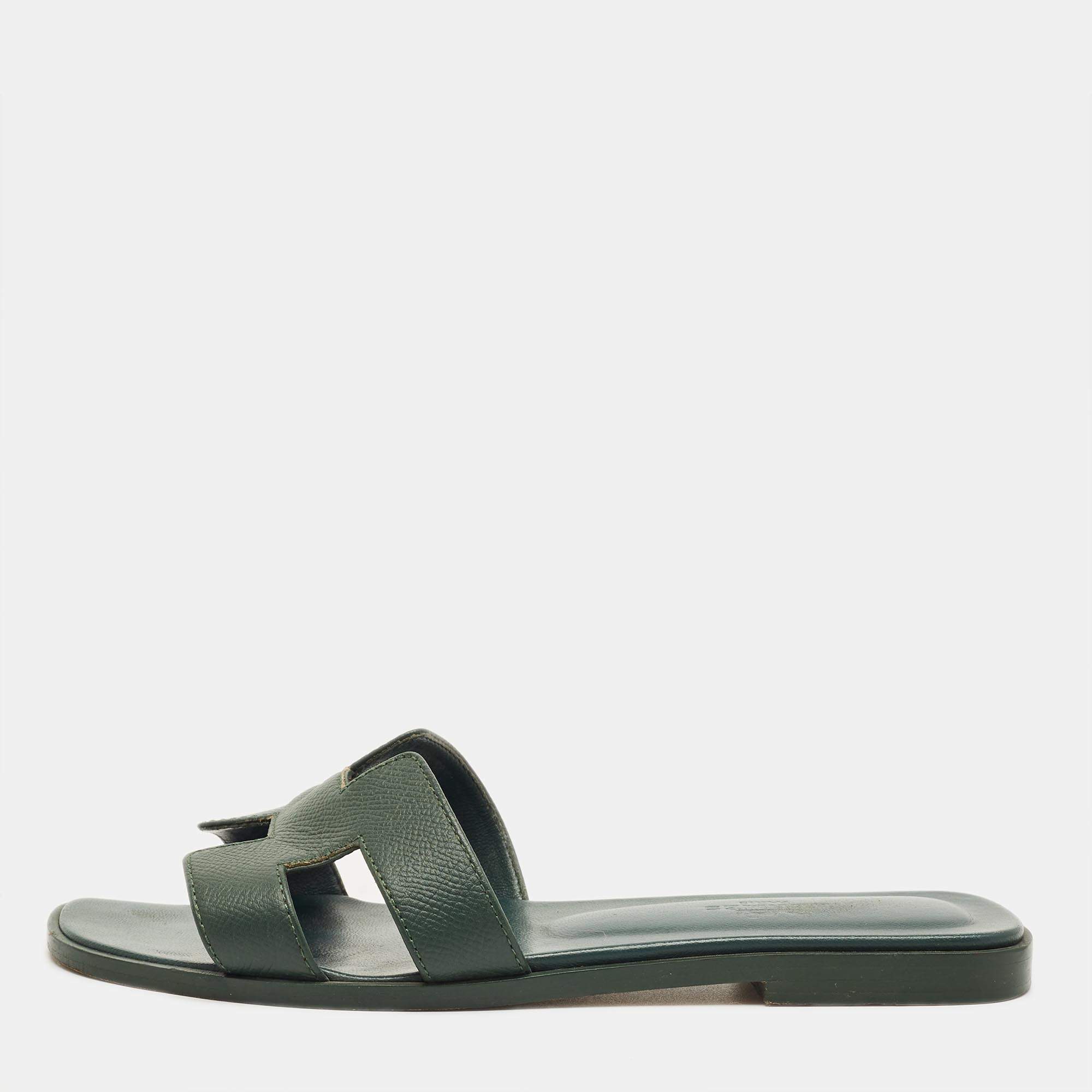 Pre Owned Hermes Green Leather Oran Flat Slides Size 37