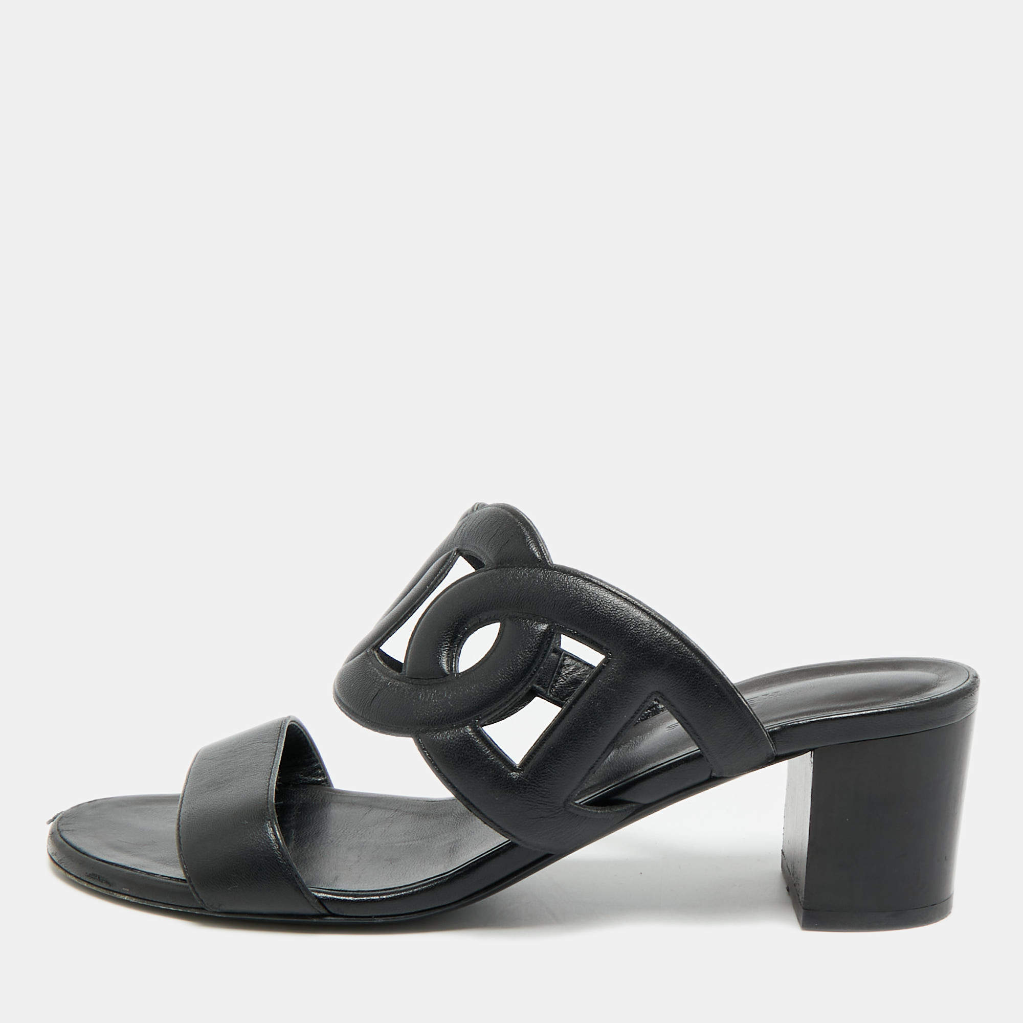 Pre Owned Hermes Bikini Size 38 Black Leather Slide Sandals
