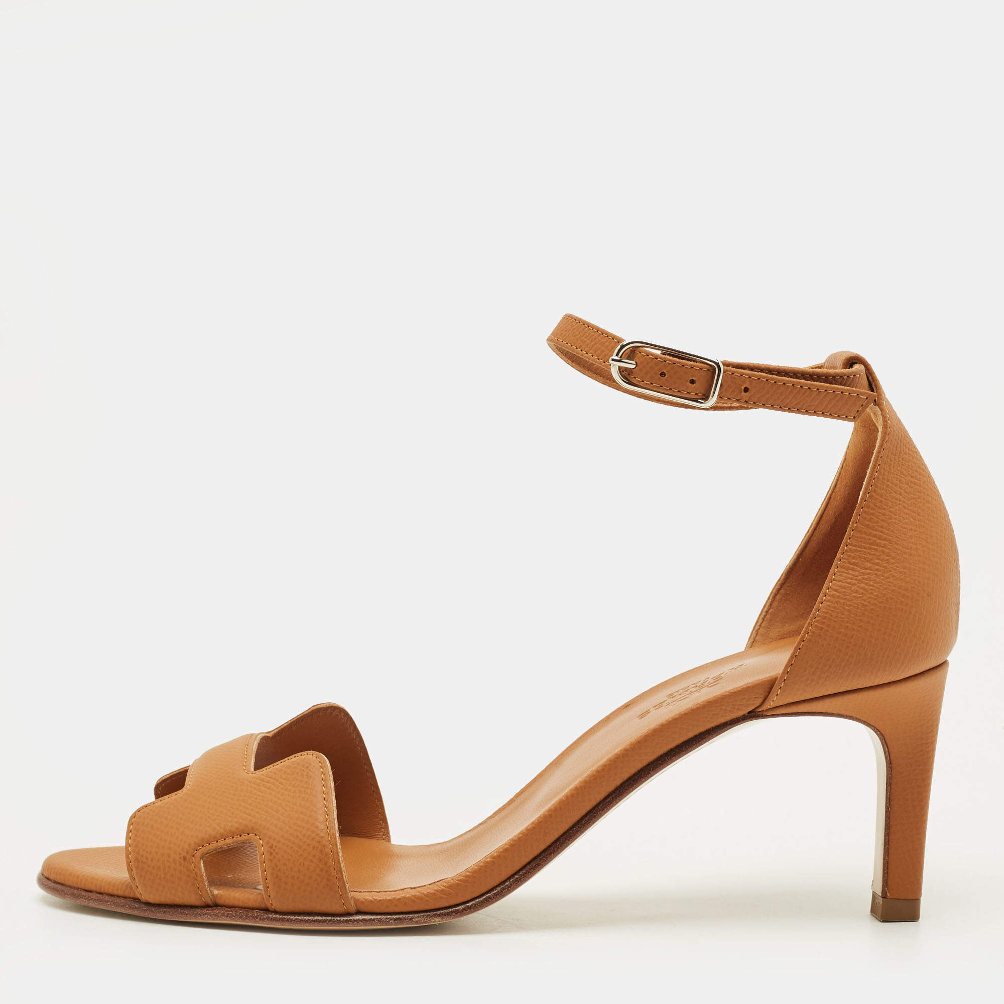 مملوكة مسبقًا Hermes Premiere Size 36.5 Tan Leather Ankle Strap Sandals