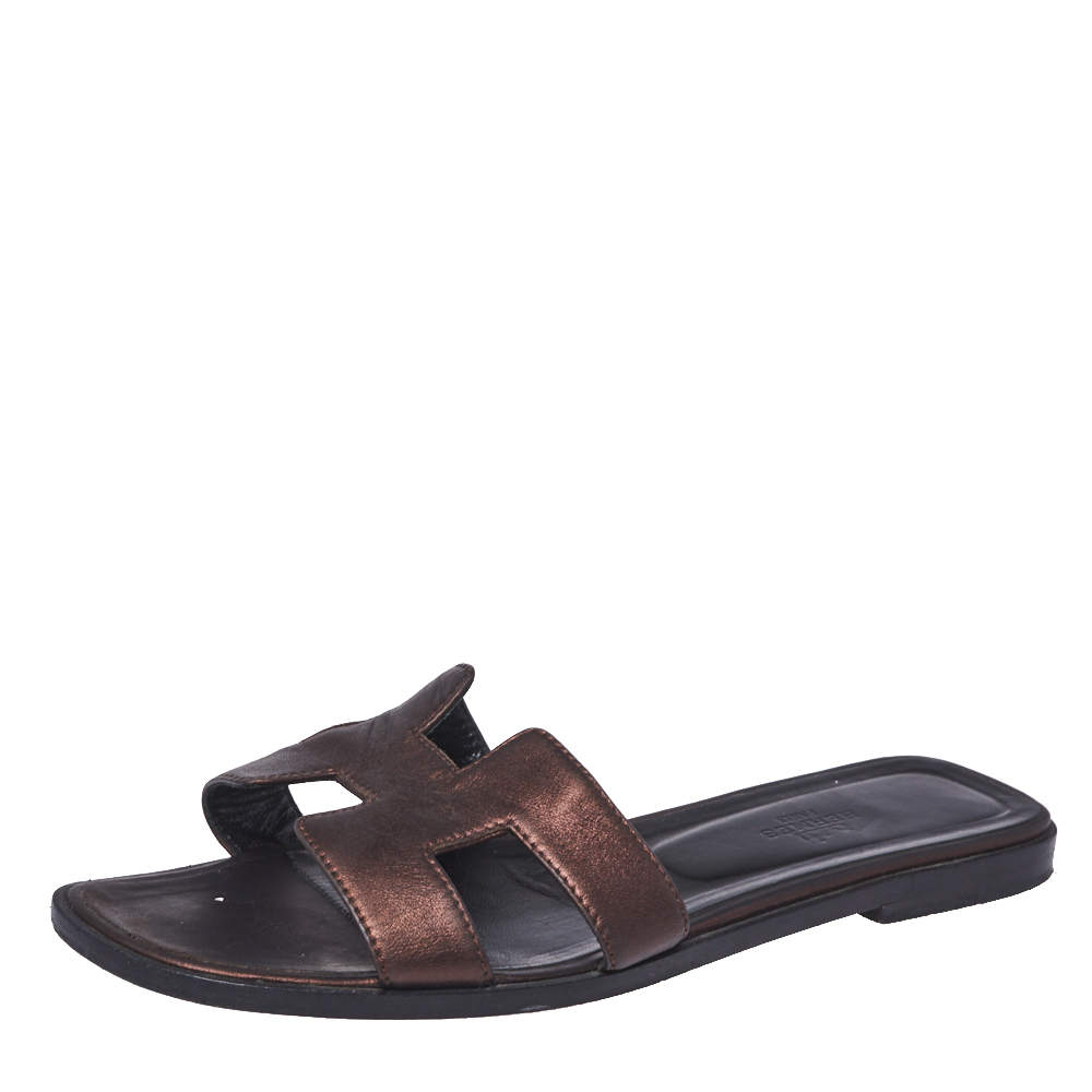 Hermes Metallic Bronze Leather Oran Slide Flats Size 38.5