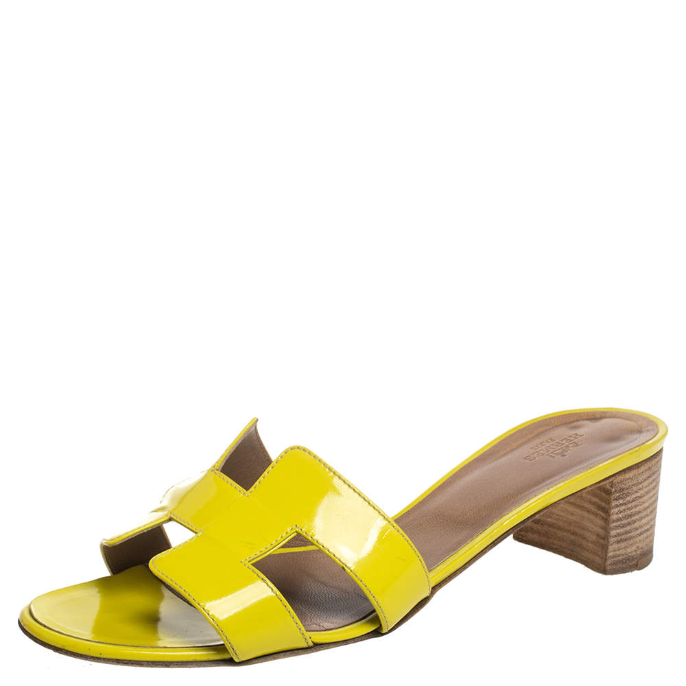 مملوكة مسبقًا Hermes Yellow Leather Oasis Slide Sandals Size 40