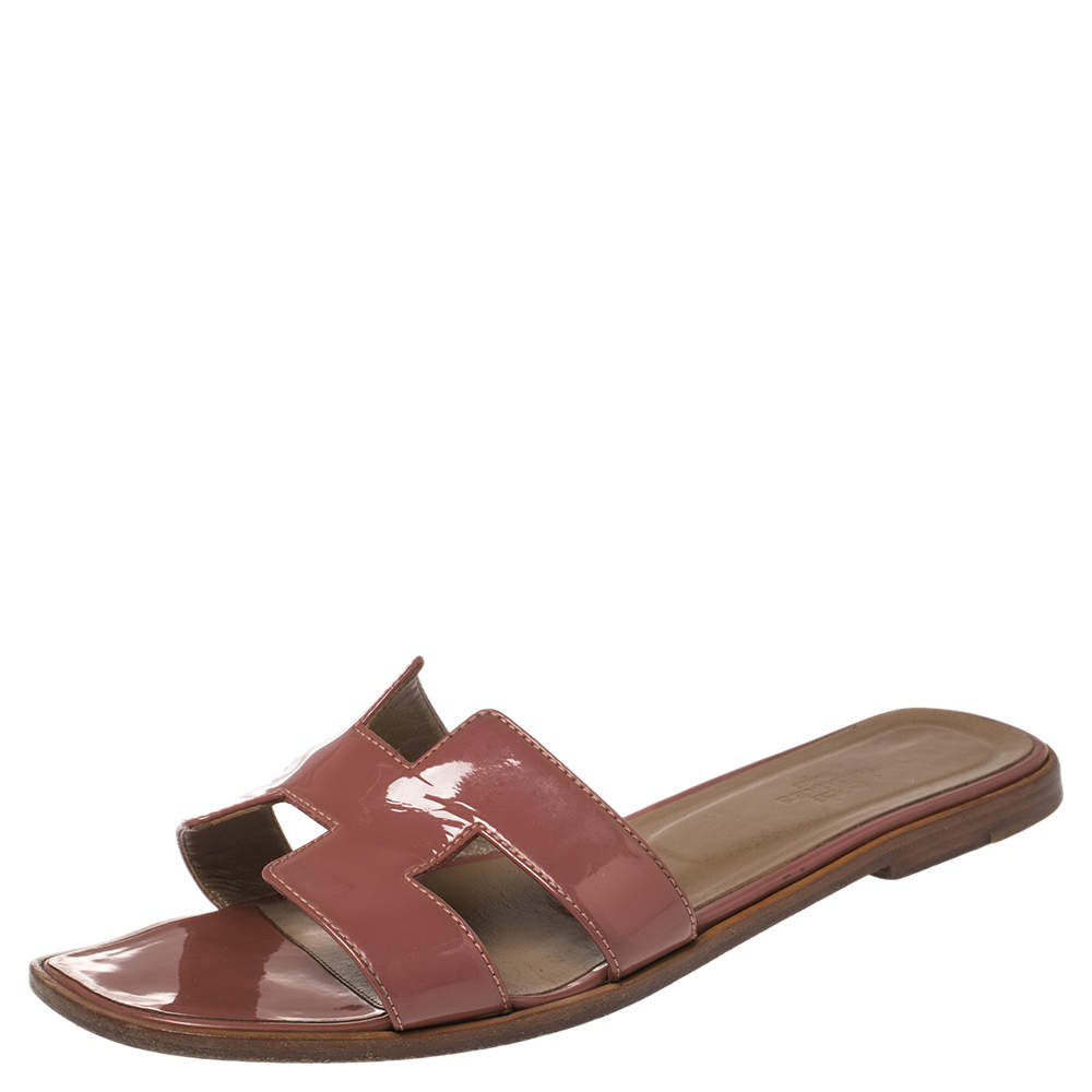 Hermes Beige Patent Leather Oran Flats Size 40.5