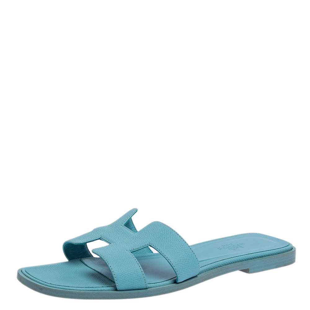 Pre Owned Hermes Blue Leather Oran Sandals Size 38.5
