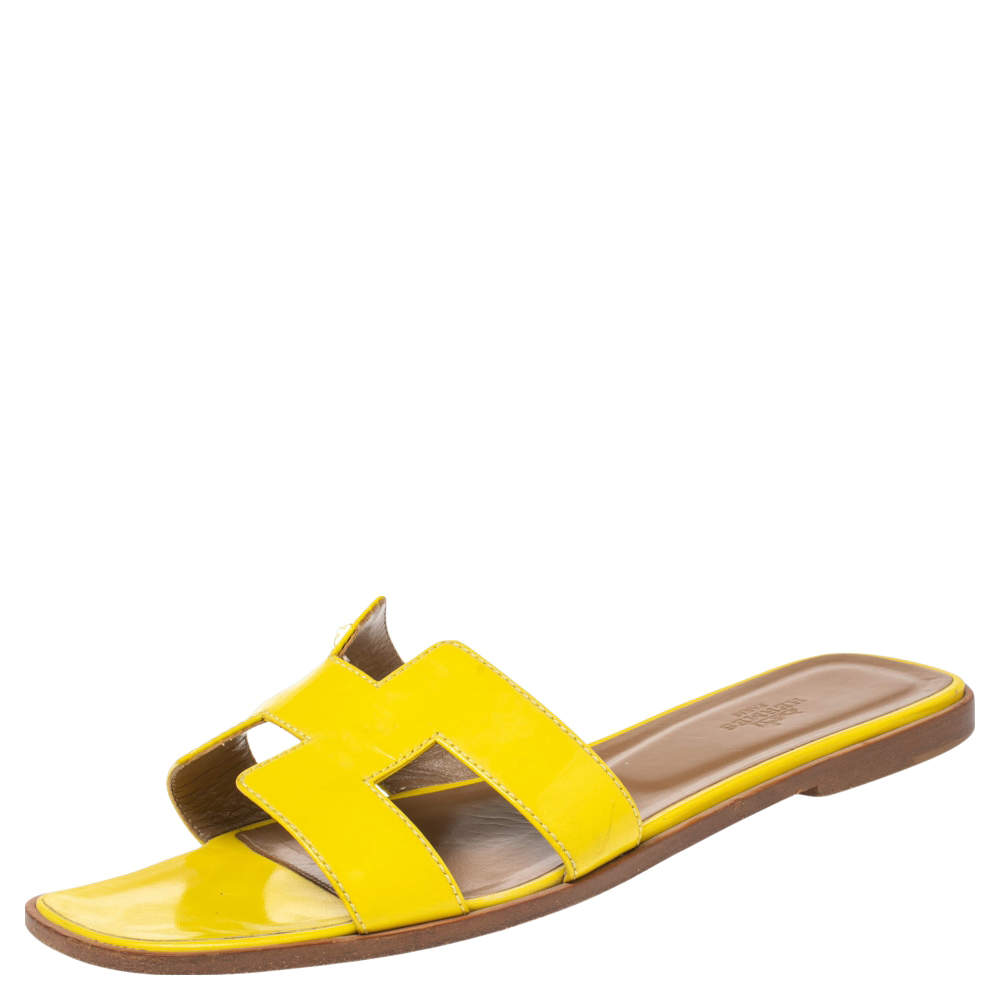 Pre Owned Hermes Yellow  Leather Oran Flat Sandals Size 40