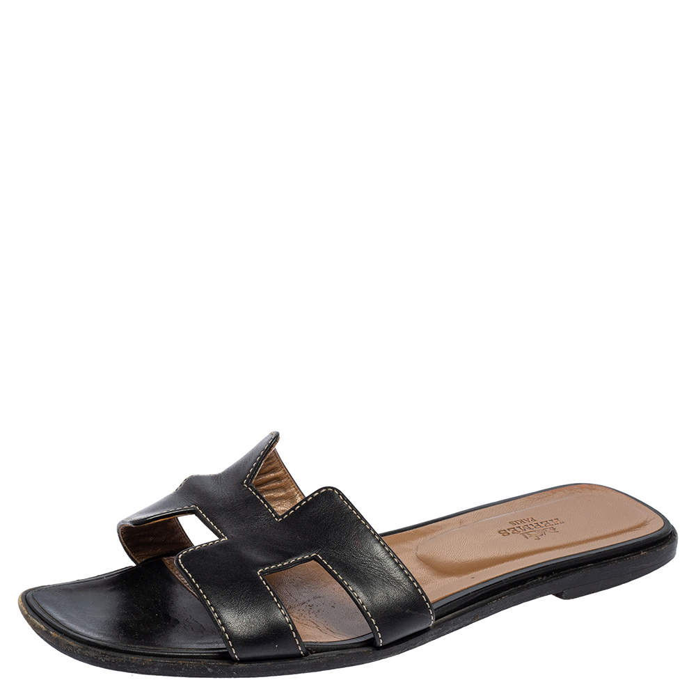 Pre Owned Hermes Black Leather Oran Sandals Size 39