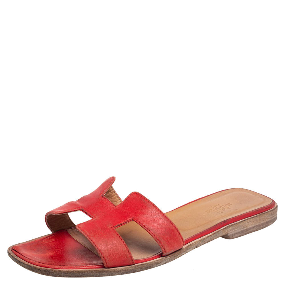 مملوكة مسبقًا حذاء فلات هيرمس أوران جلد أحمر مقاس 38