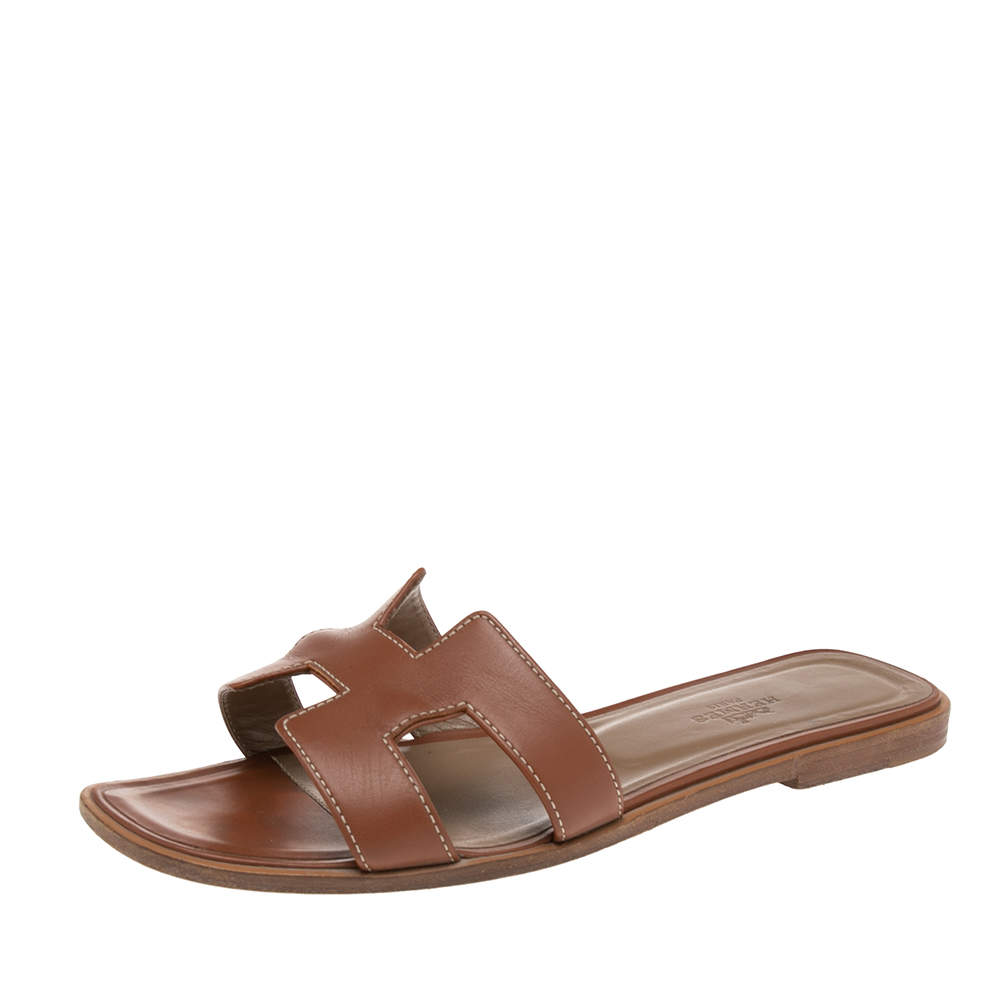 مملوكة مسبقًا Hermes Brown Leather Oran Flats Size 37.5