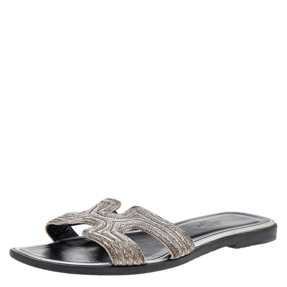 Hermes Silver Twisted Metal Thread Oran Flat Slides Size 36 Hermes ...