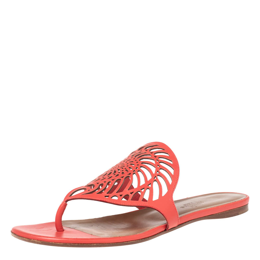 Pre Owned Hermes Coral Pink Leather Nautilus Thong Flats Size 37