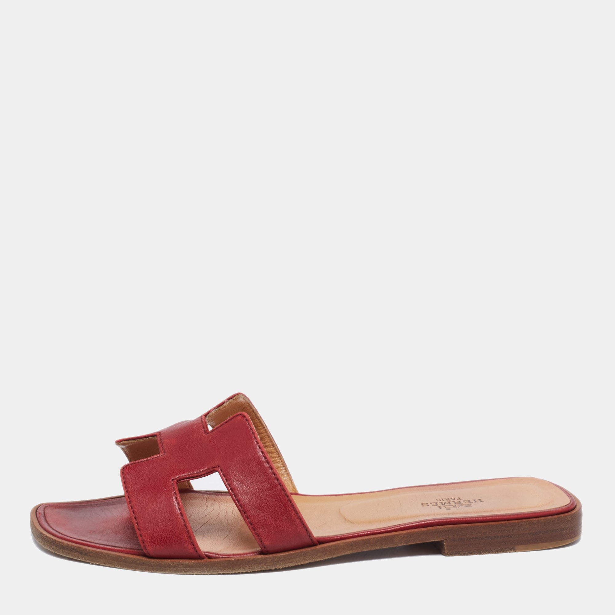 Pre Owned Hermes Red Leather Oran Flat Sandals Size 38.5
