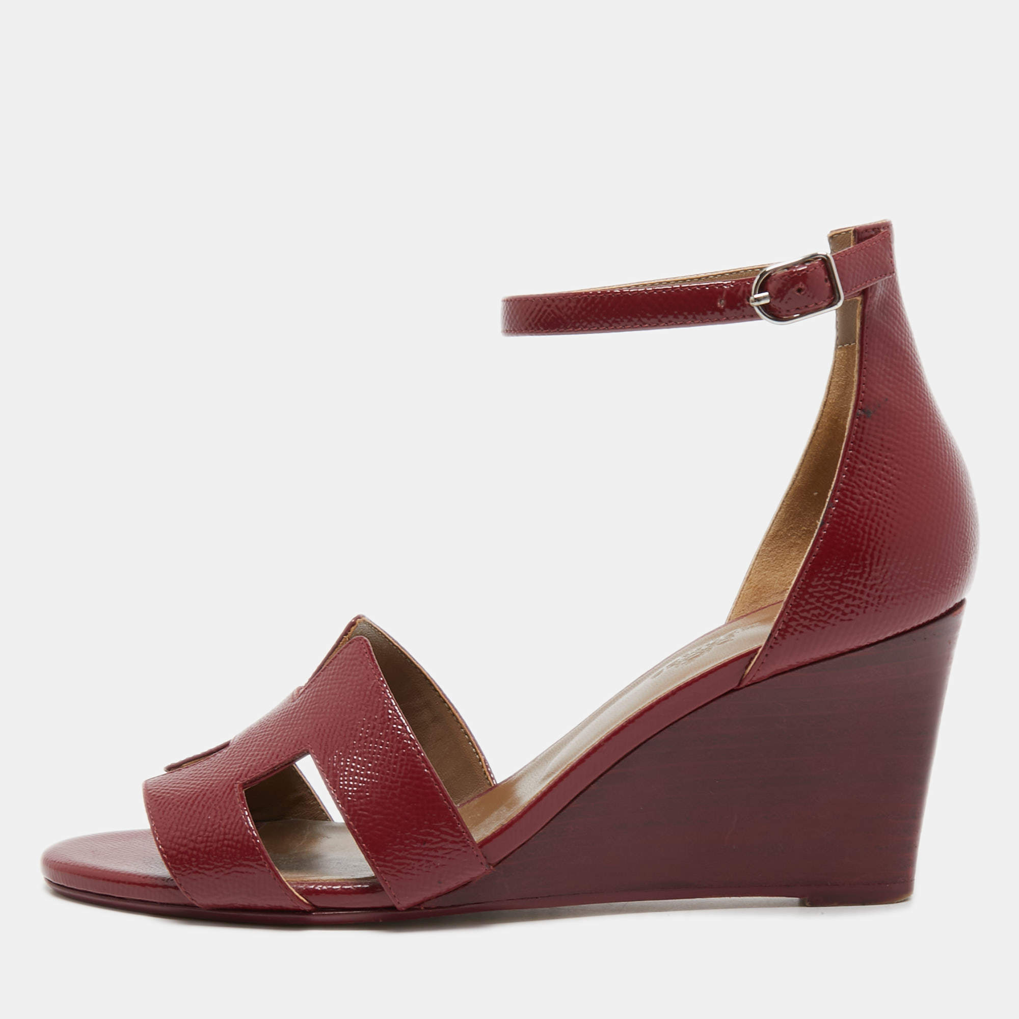 مملوكة مسبقًا Hermes Burgundy Leather Legend Wedge Sandals Size 38.5