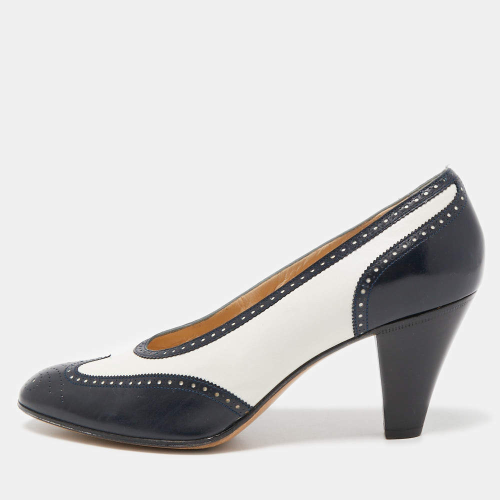 Pre Owned Hermes Blue/White Brogue Leather Round Toe Pumps Size 40