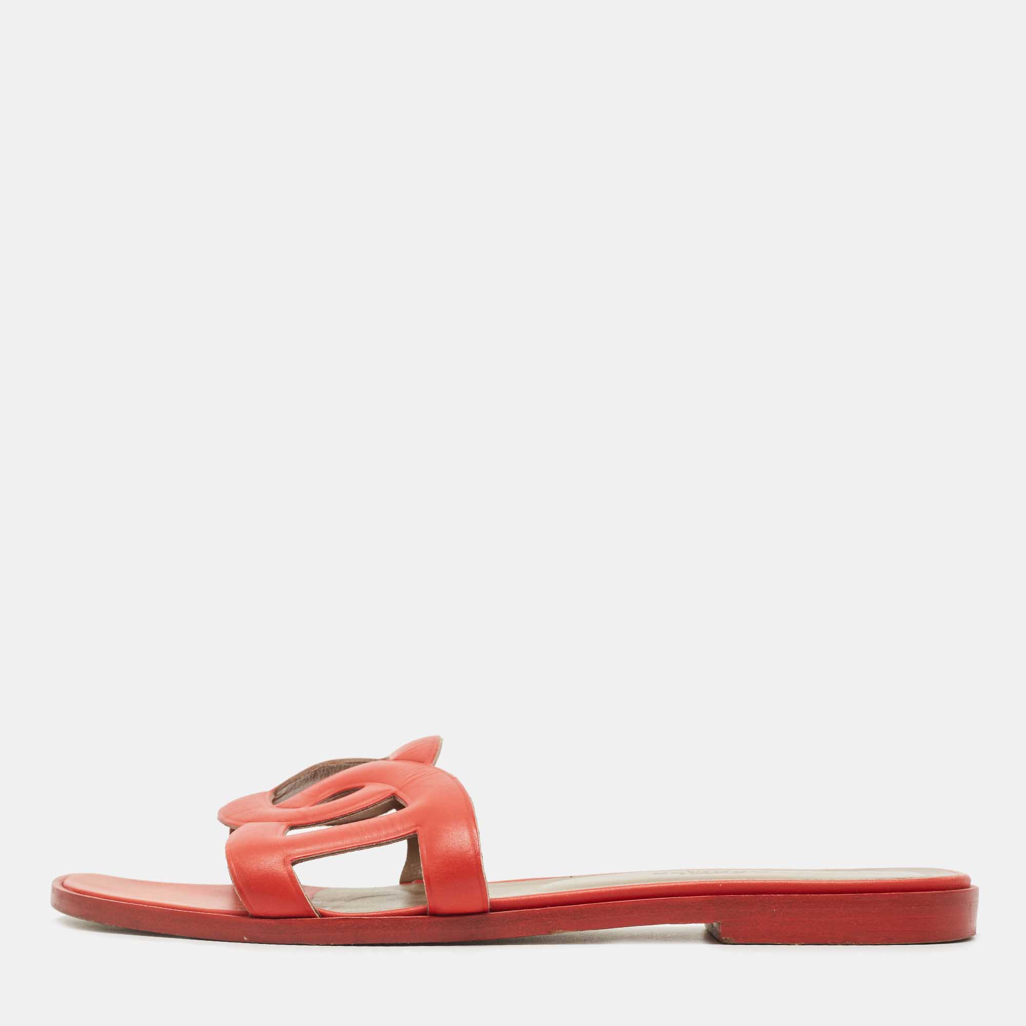 مملوكة مسبقًا Hermes Orange Leather Omaha Slide Flats Size 37.5