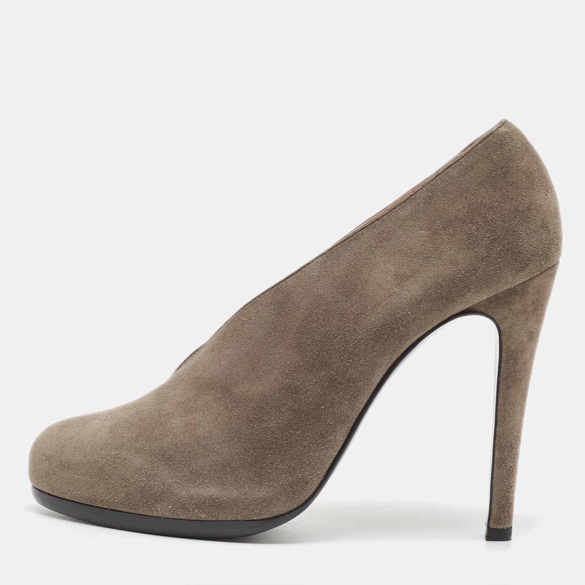 Pre Owned Hermes Brown Suede V Neck Round Toe Pumps Size 39