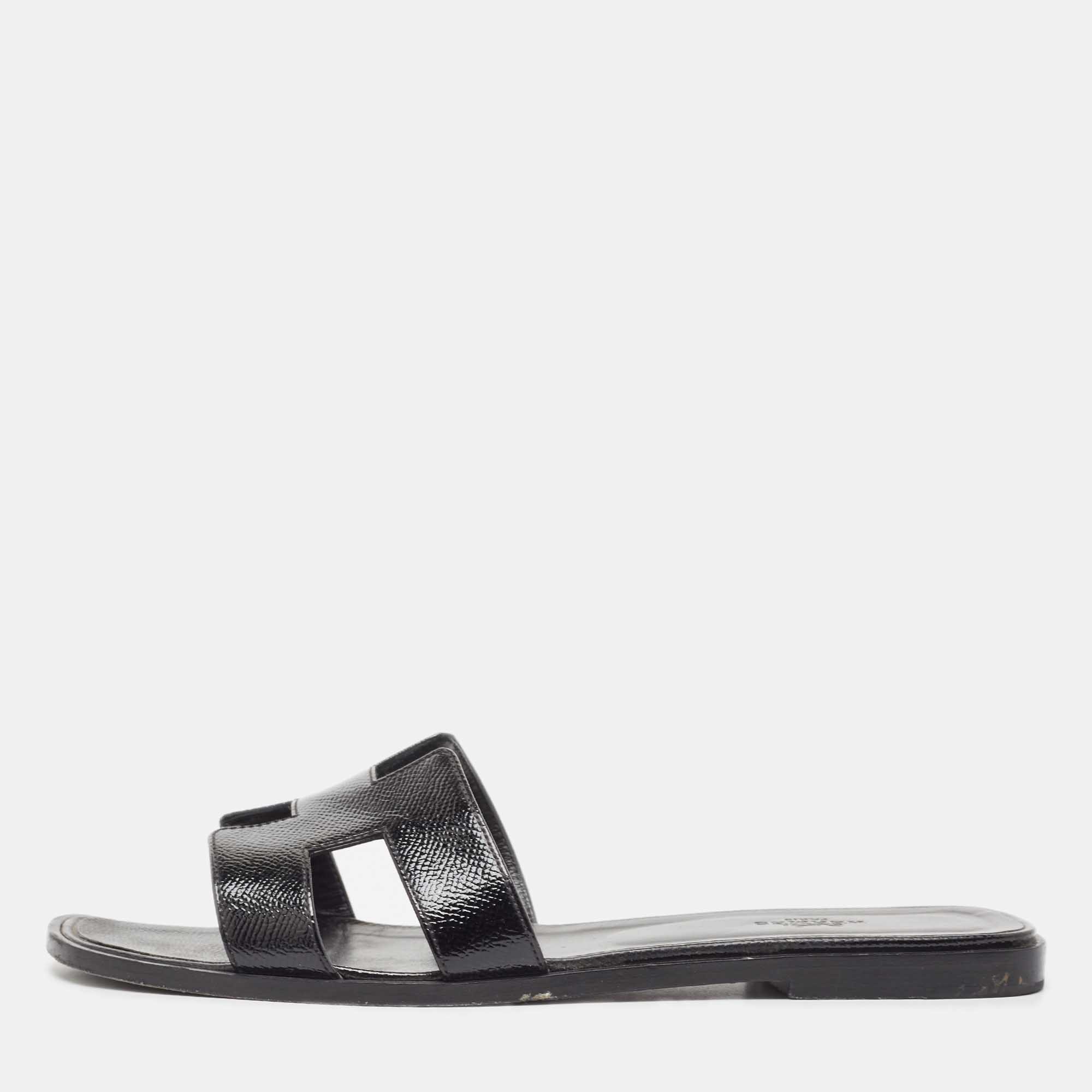 Hermes Black Patent Leather Oran Flat Slides Size 40.5