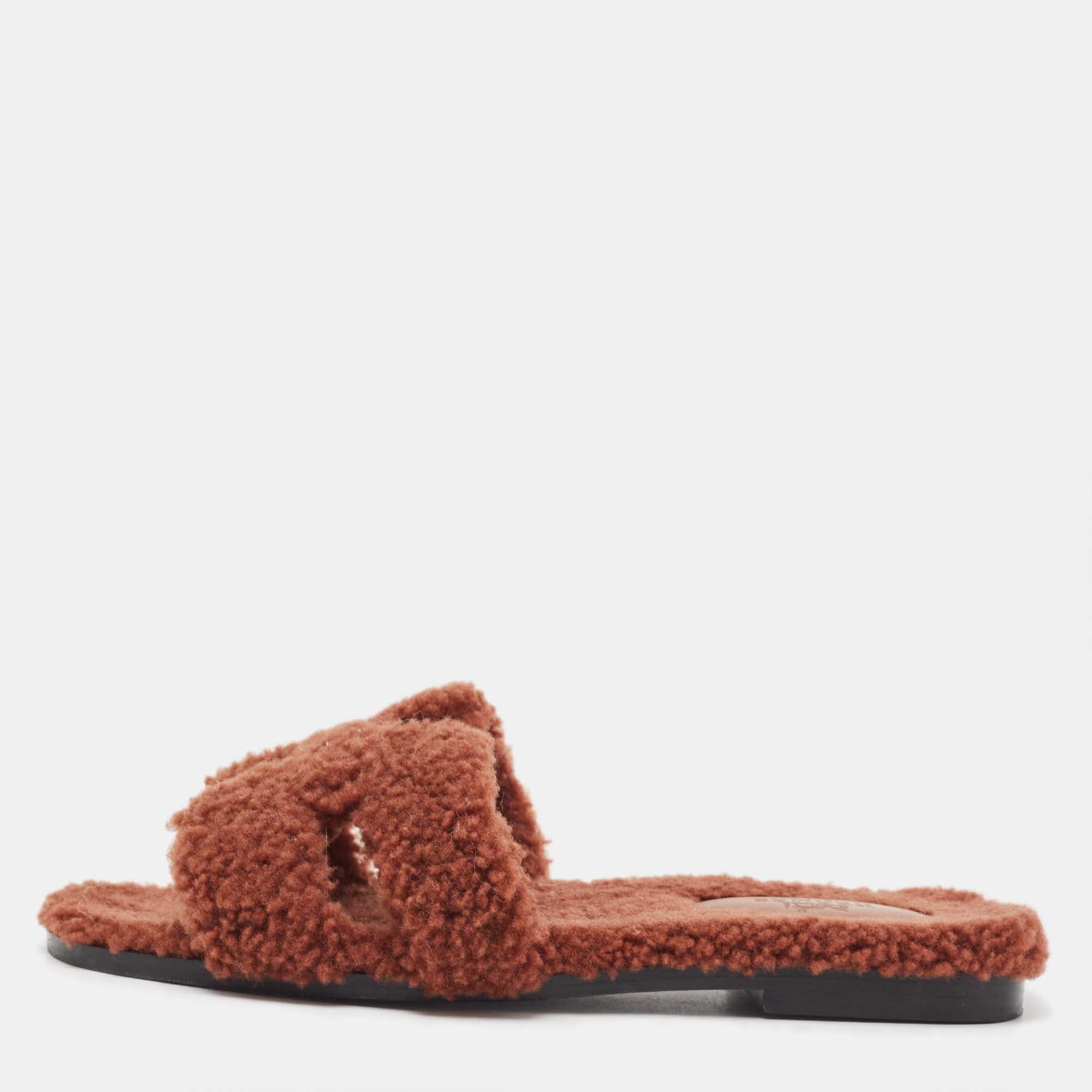 Fur hermes discount slides