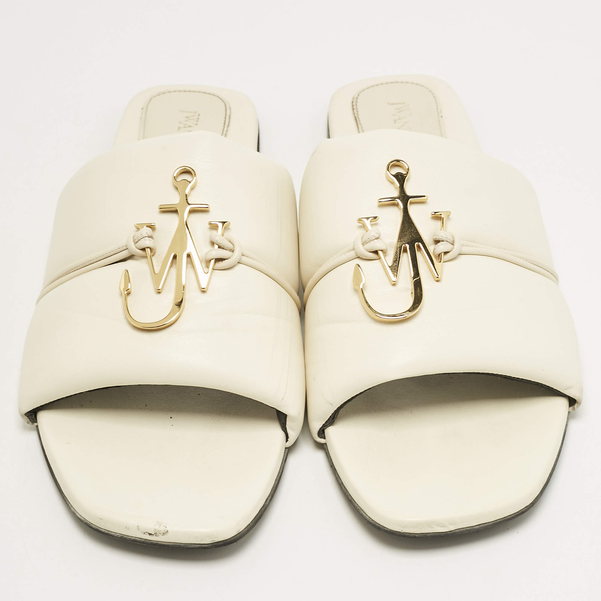 Pre Owned J.W.Anderson Cream Leather Slide Sandals Size 41