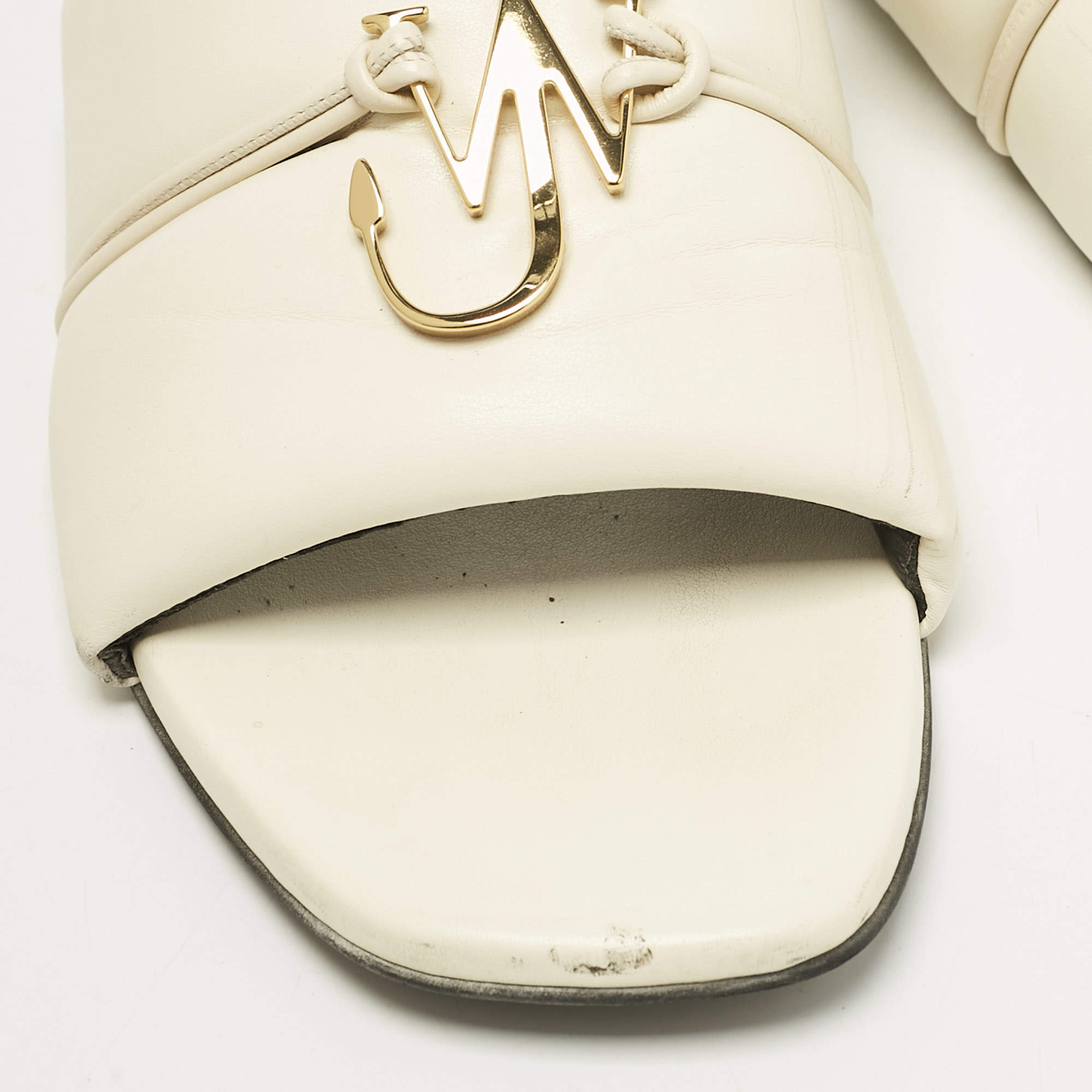 Pre Owned J.W.Anderson Cream Leather Slide Sandals Size 41
