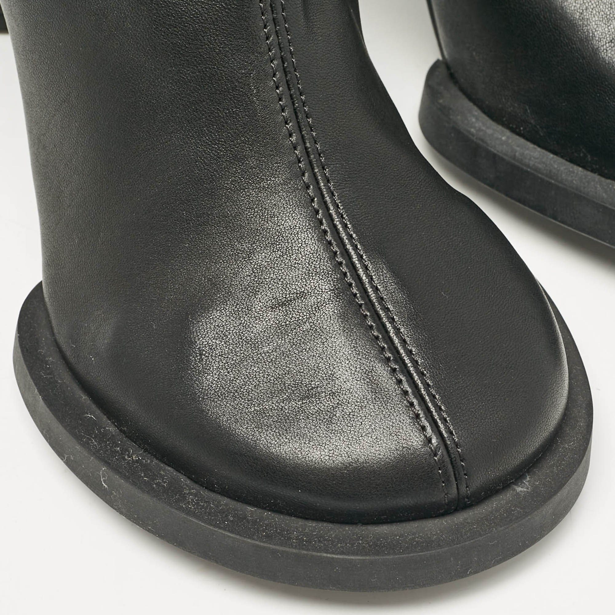 【関税＆送料込み】Jacquemus Boots Jacquemus Boots Size 37 EU: Refined Style