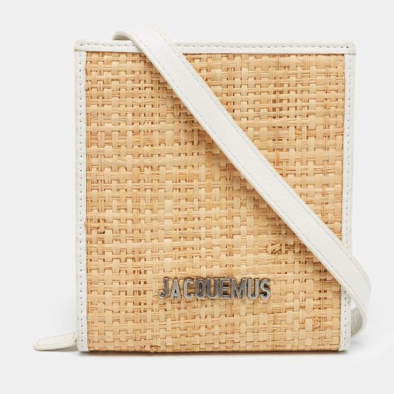 مملوكة مسبقًا Jacquemus White/Tan Raffia Logo Neck Strap Bag