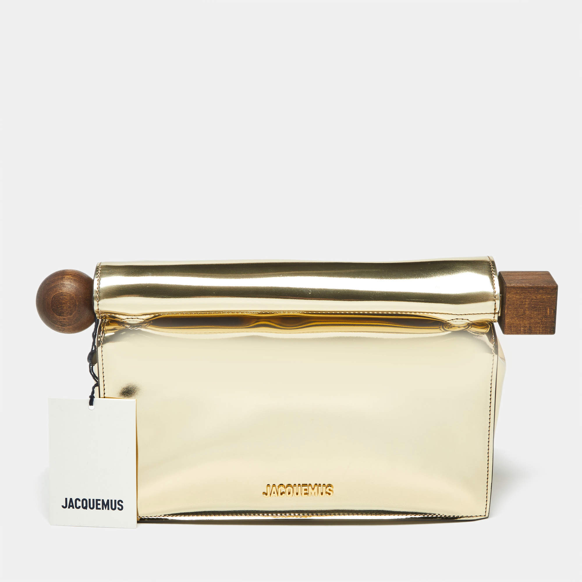 Pre Owned Jacquemus Gold Patent Leather La Pochette Rond Clutch