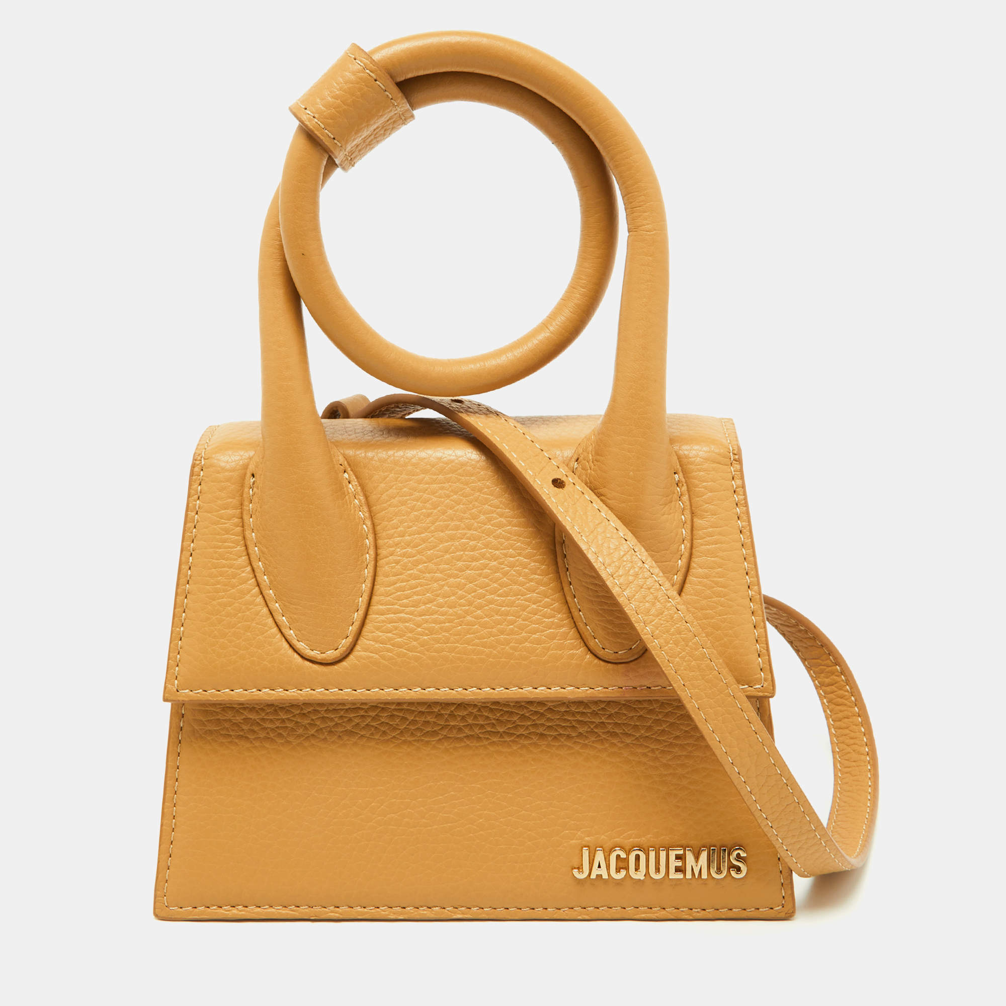 Pre Owned Jacquemus Beige Leather Le Chiquito Noeud Top Handle Bag