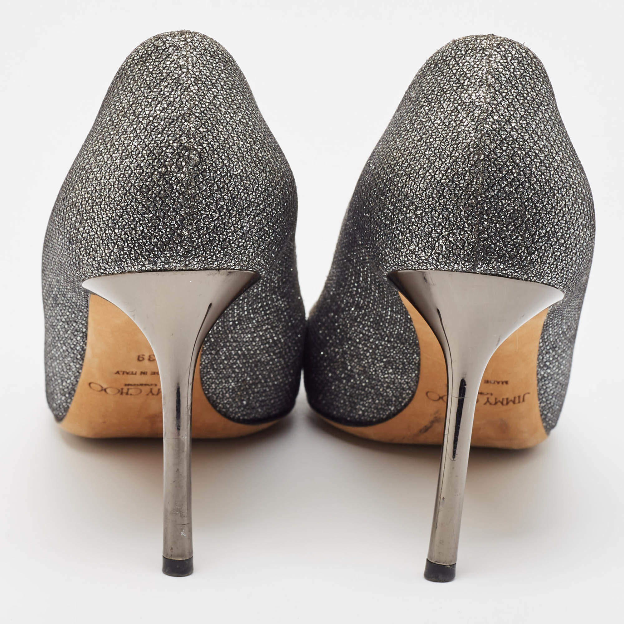 مملوكة مسبقًا Jimmy Choo Silver Glitter Romy Pumps Size 39
