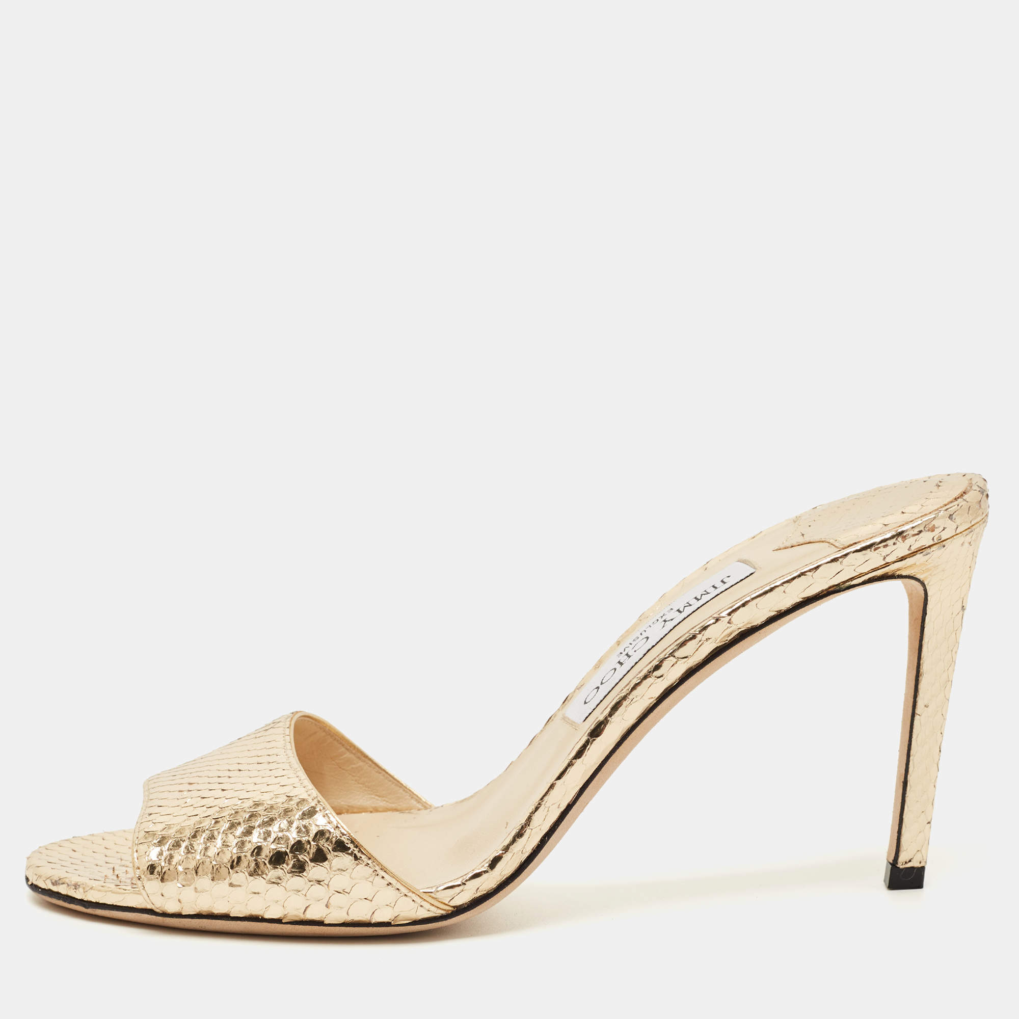 Pre Owned صندل جيمي تشو ستايسي سهل الارتداء جلد ثعبان ذهبي مقاس 40