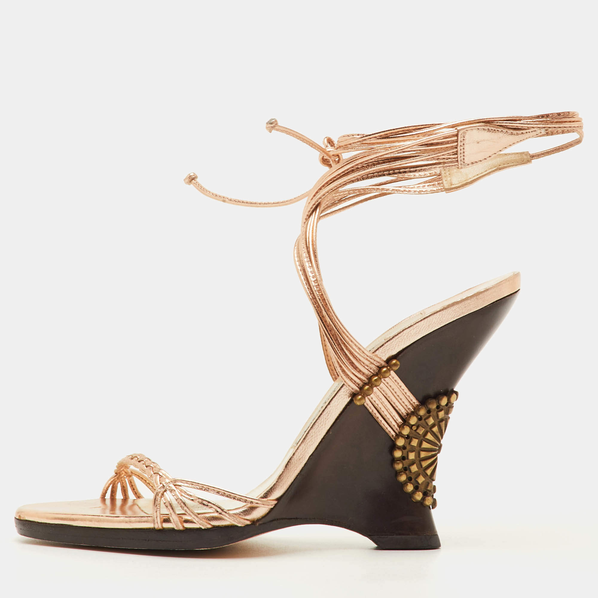 Pre Owned صندل جيمي تشو كعب عالي جلد معدني بلف للكاحل مقاس 36