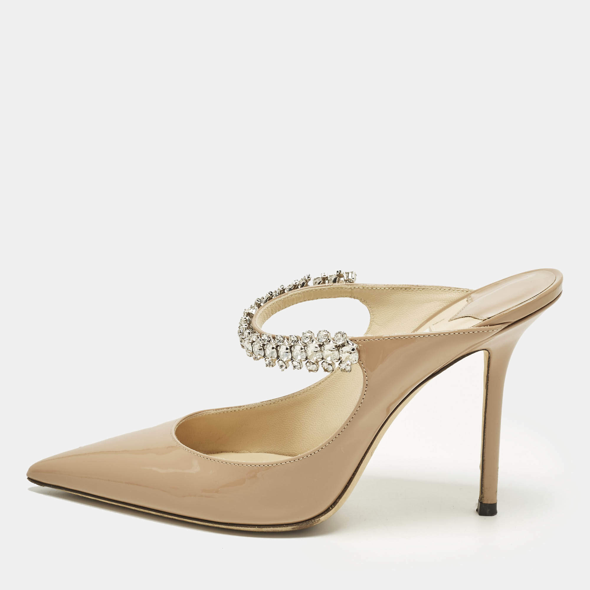 مملوكة مسبقًا حذاء جيمي تشو بينغ بتمام جلد براءات بيج مزين بالكريستال مقاس 38