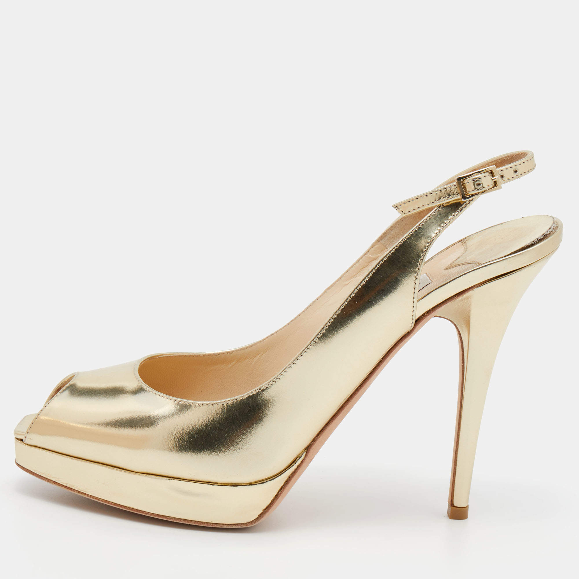 Pre Owned صندل جيمي تشو كلو جلد ميتالك ذهبي نعل سميك فتحة كعب مقاس 39.5