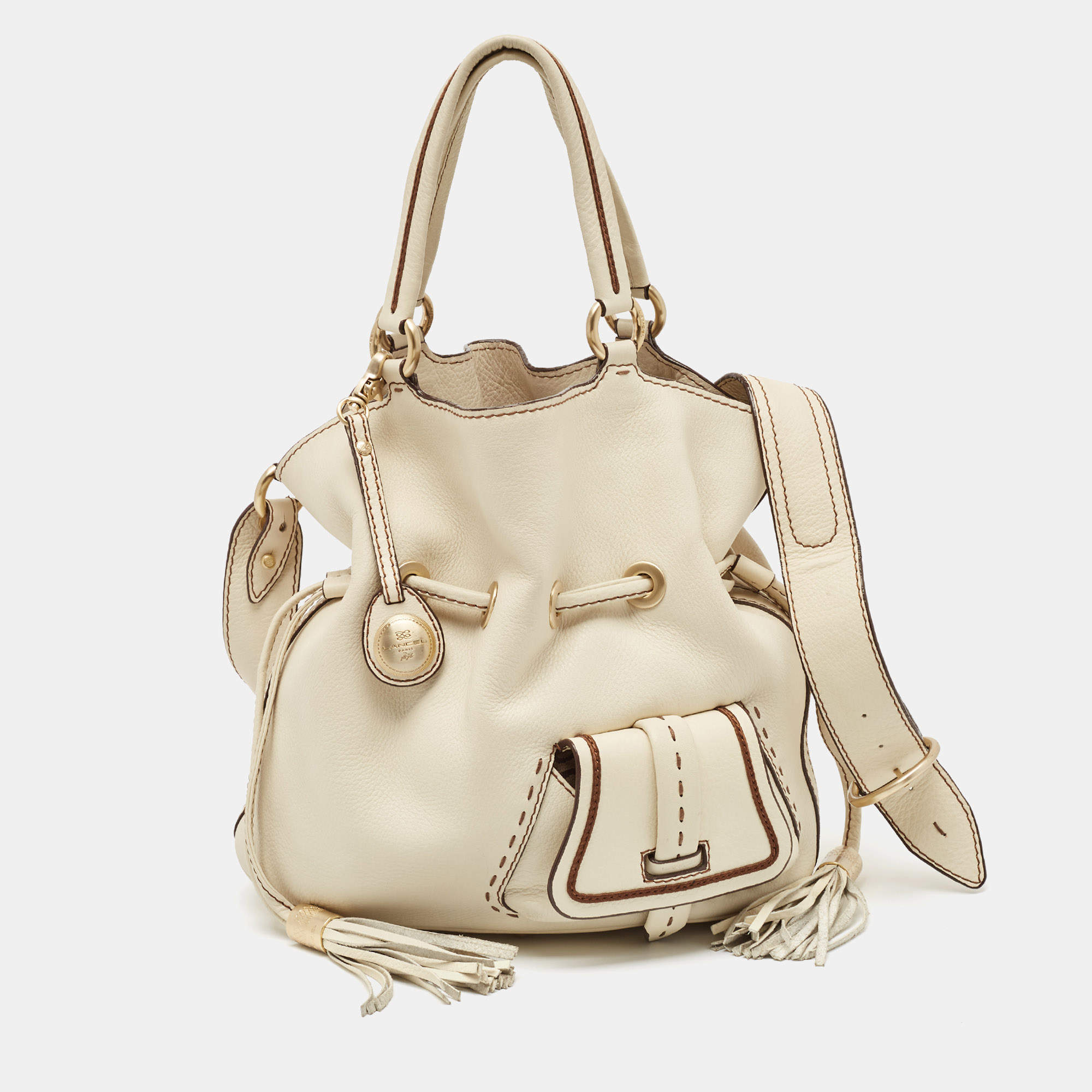Pre Owned Lancel Off White Leather Premiere Flirt Bucket Bag