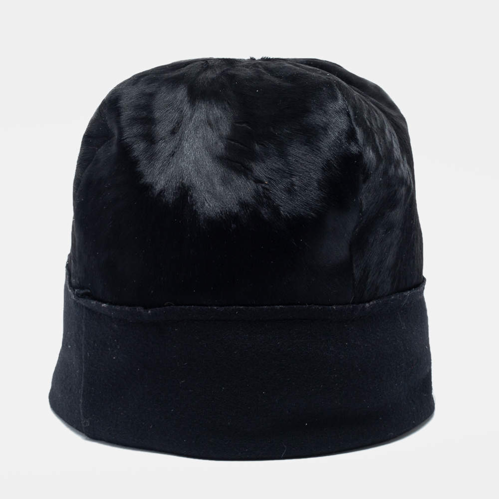 Pre Owned Lanvin Black Lamb Fur Beanie