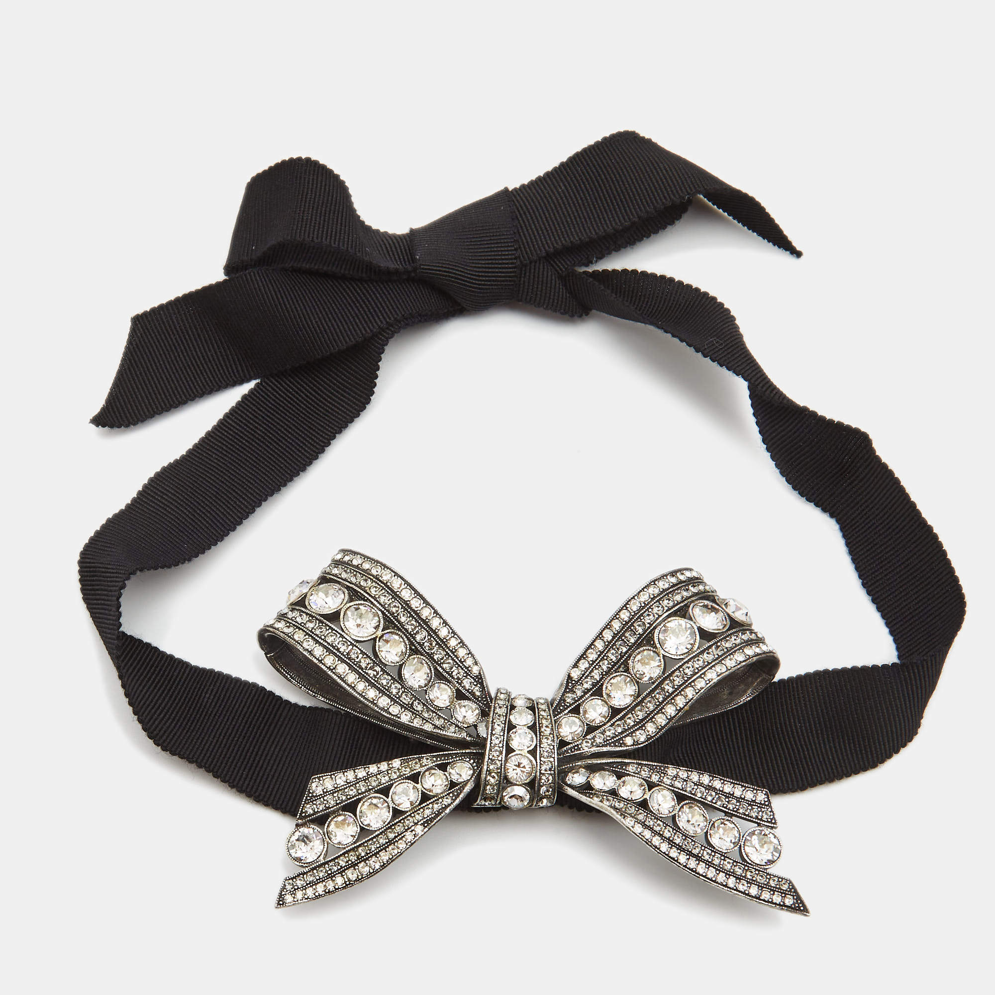 Pre Owned Lanvin Crystals SIlver Tone Choker Necklace.